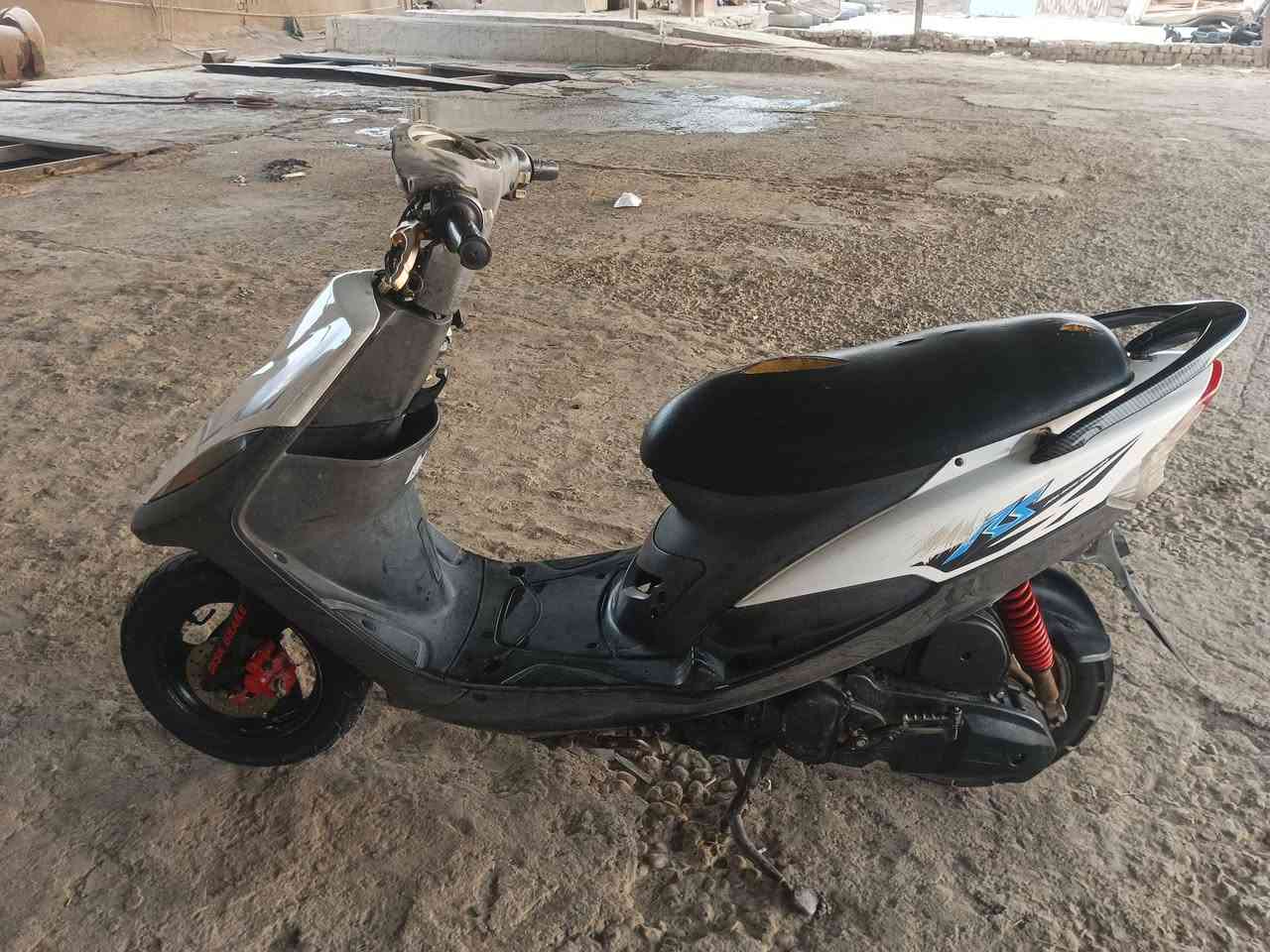 السلام عليكم
دراجه ماكس عدلة للبيع السعر 350 و بيها مجال بصيط 
العنوان السماوة قضاء الخضر  ***********
