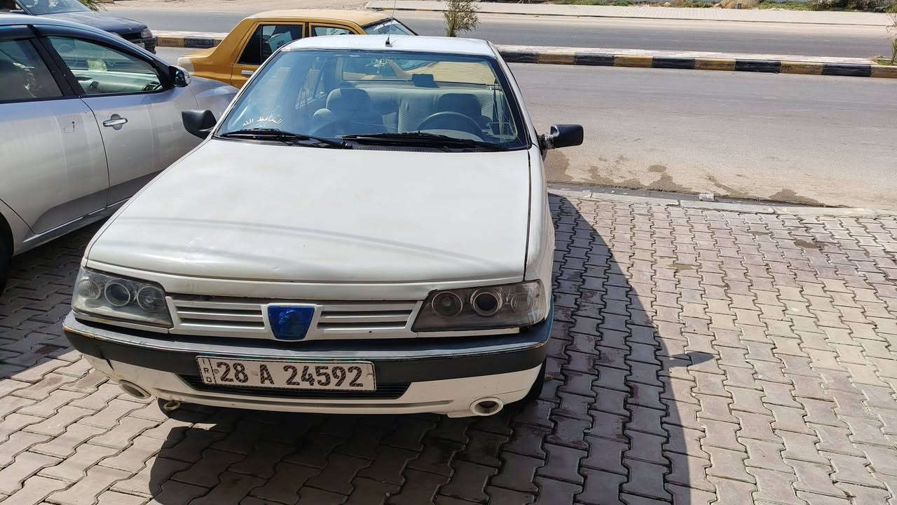 السلام عليكم بيجو 405 رقم نجف انكليزي موديل 2009 مكينه كير كفالة تبريد شغال السياره جاهزه السعر  25 او بيها مجال  مكان السياره نجف ***********

