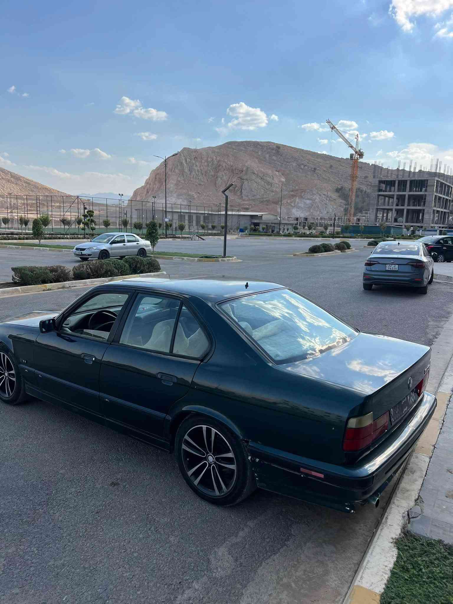 ماشەڵا لە ماڵی هەموو لایەک 
Bmw 520 تۆماتیک 
نمونەی جوانی پاکی 
تا بڵێی بەقوەتە
سڵایت ٢ جام کارەبا  
گێڕو مەکینەی بێ کێشەیە 
ئاڕم پلاسیک سلێمانی ئاڕم و دارو بەرد بەشەرت 
تۆزێک مەسرەفی هەیە 
شوێن ڕانیە تەلە فۆن کەن لە خمزمەت دامە 
***********
***********
