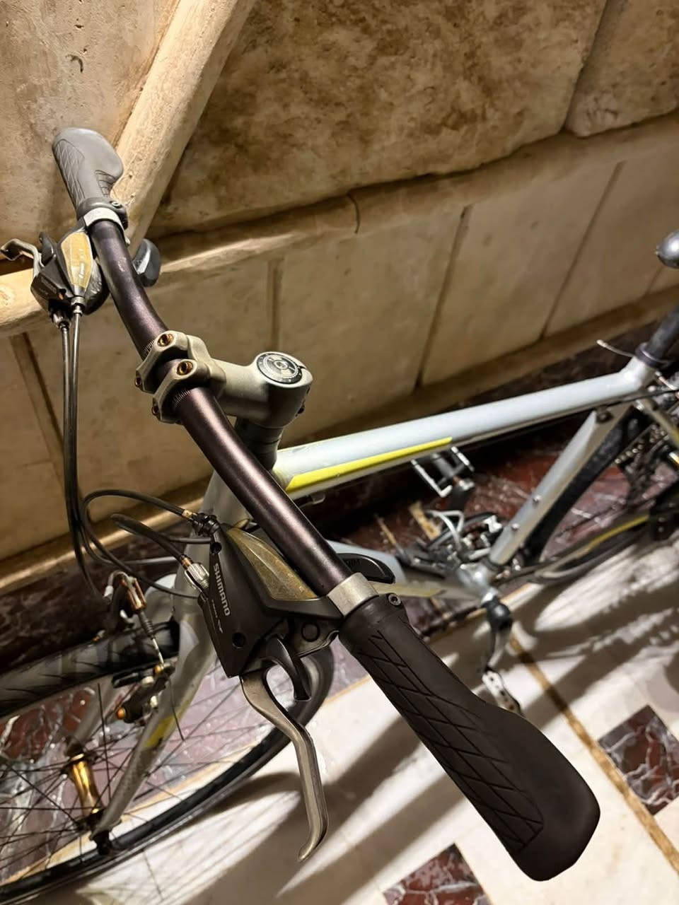 بايسكل c700. للبيع مثل ما موضح بل صور نضيف شخط مابي سعر 270 الف راسلني خاص او واتساب ***********
