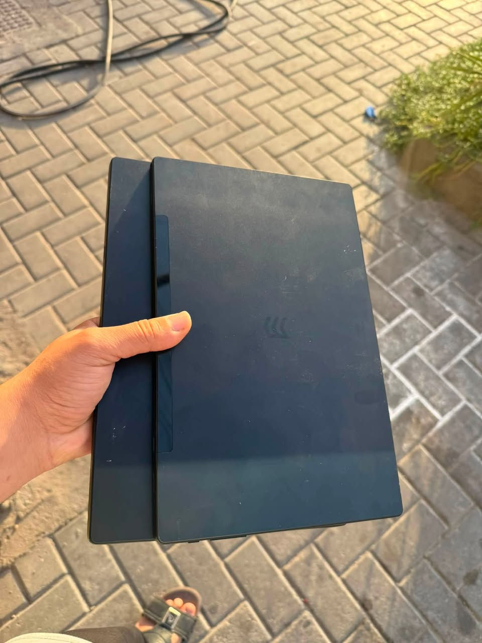 ايبادات للبيع ابيع واحد منهن او ثنينهن للاستفسار: ***********
