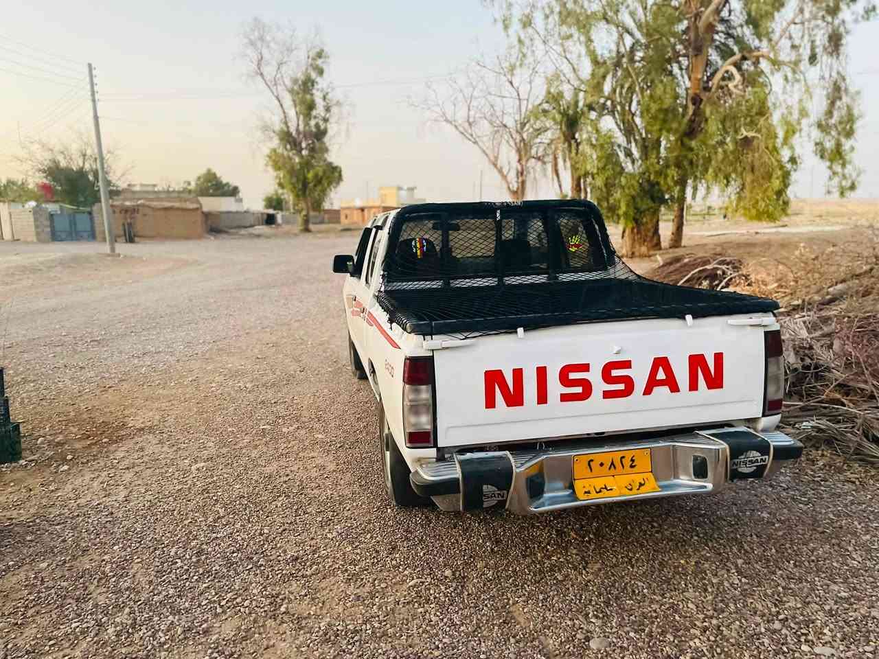 سلام علیک 2002 بۆ فرۆشتن نیسان پیکاب رەقەم سلێمانی   هەمو گیانی بەشەرت گێڕ مەکینە ئەکسل بەشەرت بەشەرتی دە وەستا دینارێ مەسروفی تیا نیە گشت گیانی کاملە رجائەن موشتەری نیت تەلەفون مەکە ***********بۆ سعر تەلەفون کە
