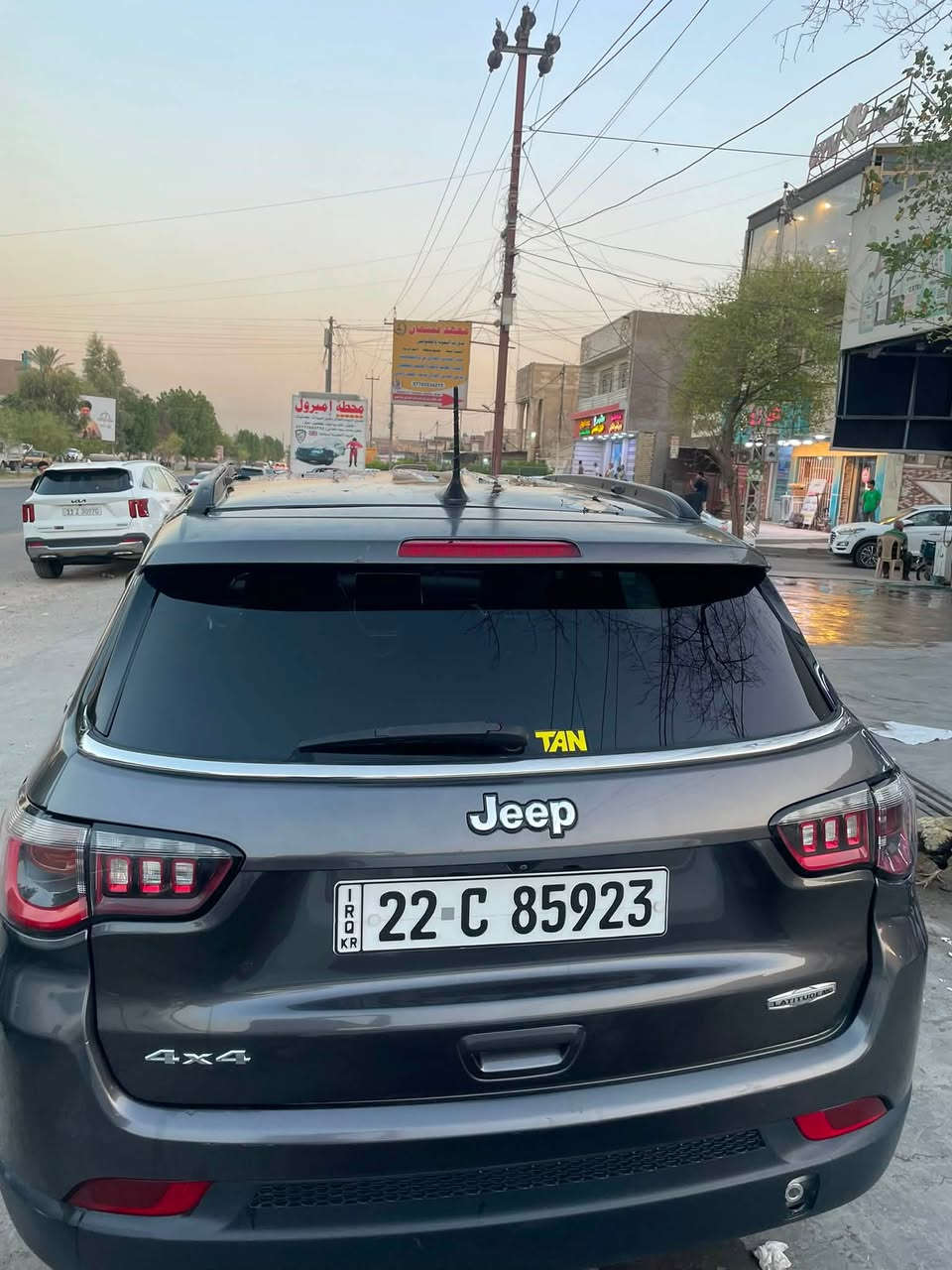🚗 للبيع Jeep Compass 2022
💰 السعر: 11,800$
📍 بغداد

• محرك 2.4 لتر — 4 سلندر
• أوتوماتيك
• بنزين
• مواصفات أمريكية 🇺🇸
• ماشية 70,000 كم
• لون رمادي
• داخلية جلد
• 5 مقاعد
• كاميرا خلفية
• مثبت سرعة
• شاشة
• تدفئة مقاعد
• بصمة تشغيل
• مصابيح زينون أمامية
• كشافات ضباب
مواصفاتها الباقية معروفة
حادثها جافية تنباع صبغ عام
• السعر قابل للتفاوض بشكل بسيط

📞 للاستفسار: ***********
