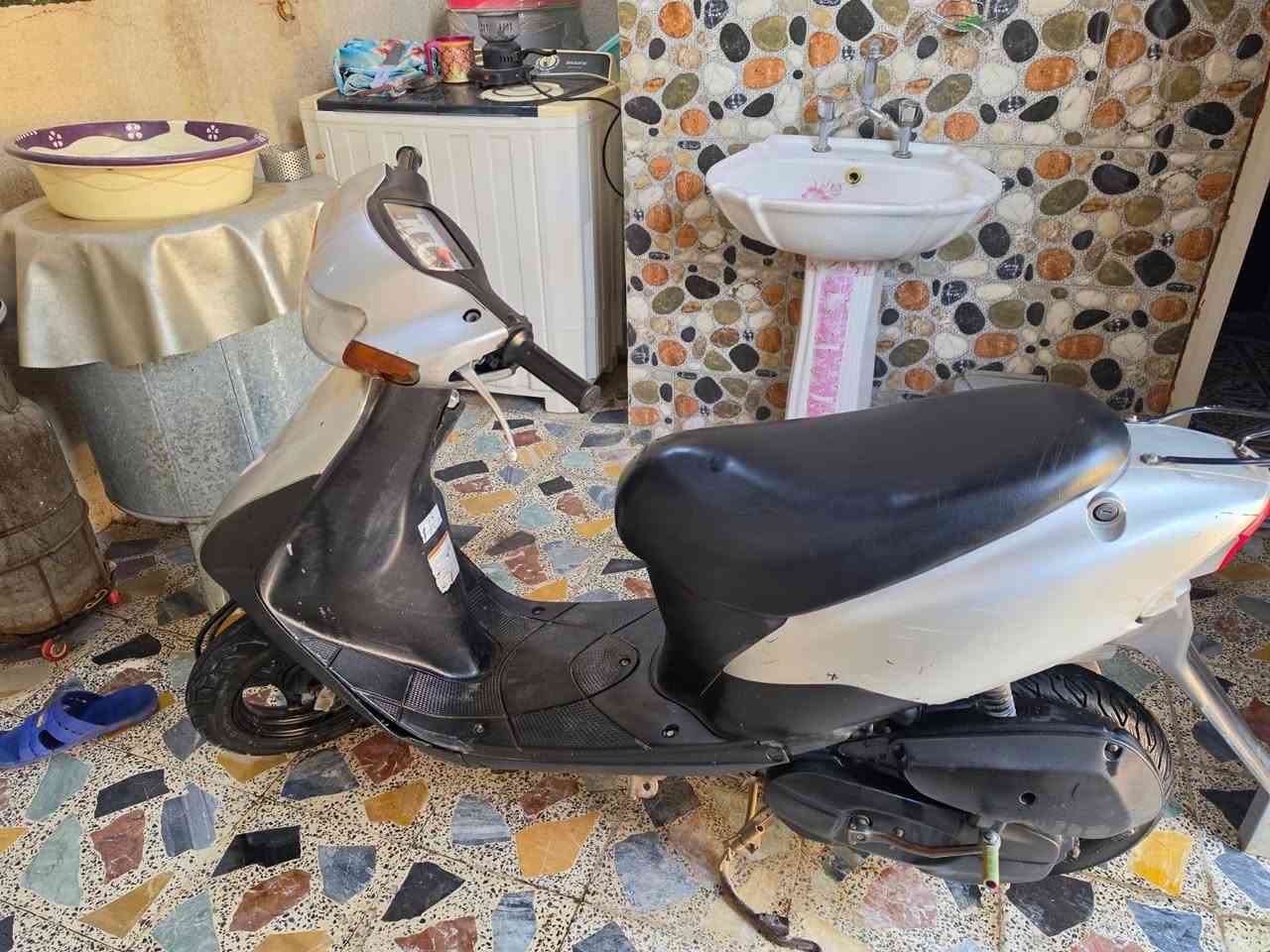 سوزوكي • رياضي • نضيفه