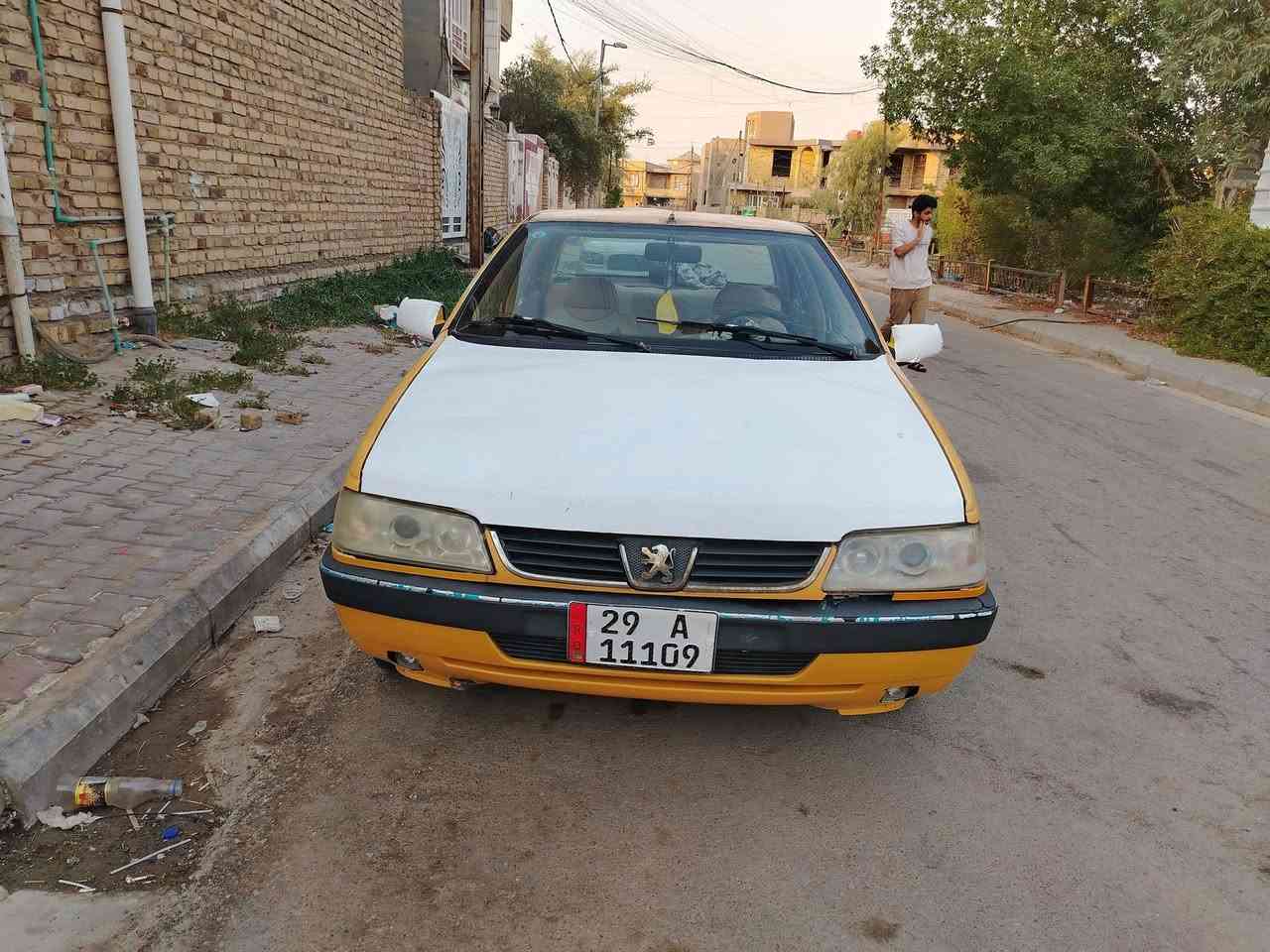 بيجو لميس 405 مديل 2010محرك وكير فرنسي رقم نكليزي تحويل مباشر سياره ما نقصه شي بس جامه كدام مفضره ضربات بصيطه بيه مصلحه مصفره هيه وغرامات باقي تفاصيل عله خاص او تصال ///*********** مكان واسط سعر. 23.
