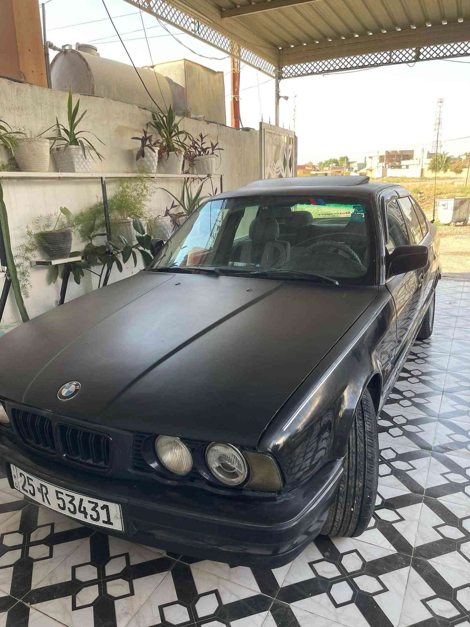 سلام عليكم  للبيع  او مراوس ب بطه بي ام 530 رقم دولي تحويل وكاله شرط محرك كير شرط لايت زنون تايرات جدد تبريد كامله منضومه اعتقد عايزو بس قايش  كهربائياتها شغاله كلها 
الحمدلله كامله مايعوزها بس سايق زين   
السعر 30 وبيها مجال  العنوان الشرقاط 
للاستفسار الاتصال بالرقم ***********
