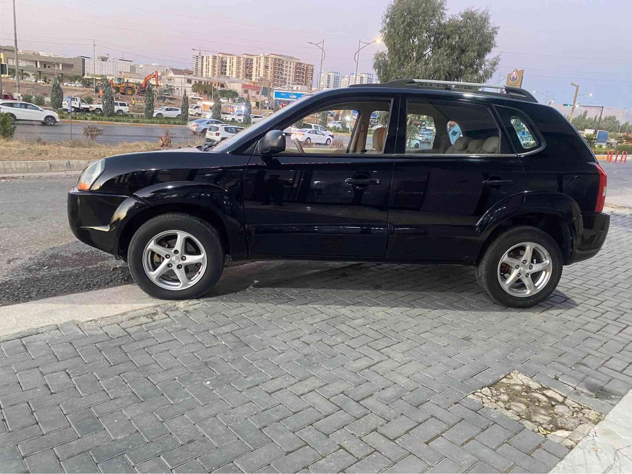 2009 توكيون بيبوياخ بي سارد  كير مةكينة بةشةرت سةنةوي تازة بةناو خومانة ٩٨ كةلا *********** لة سليمانية السليمانية, العراق
