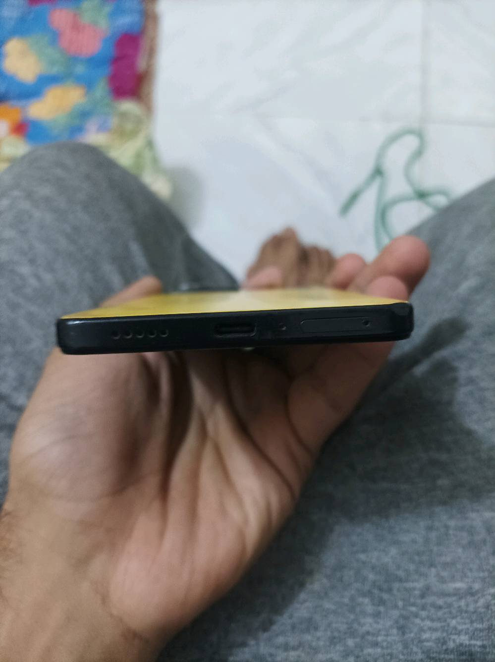 بوكو X5 PRO 5G 
ذ 256
نظيف مامفتوح 120 فريم 
ب 200 وبي مجال للشراي تفضل خاص وبيك خير وادلل او اتصل عالرقم ***********