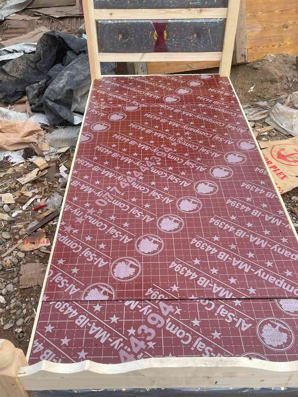 سلام عليكم متوفر جرابي نفر نفرين دواشك وكناتير بلا ثنين بلا ثلاث رقم وتساب ***********
