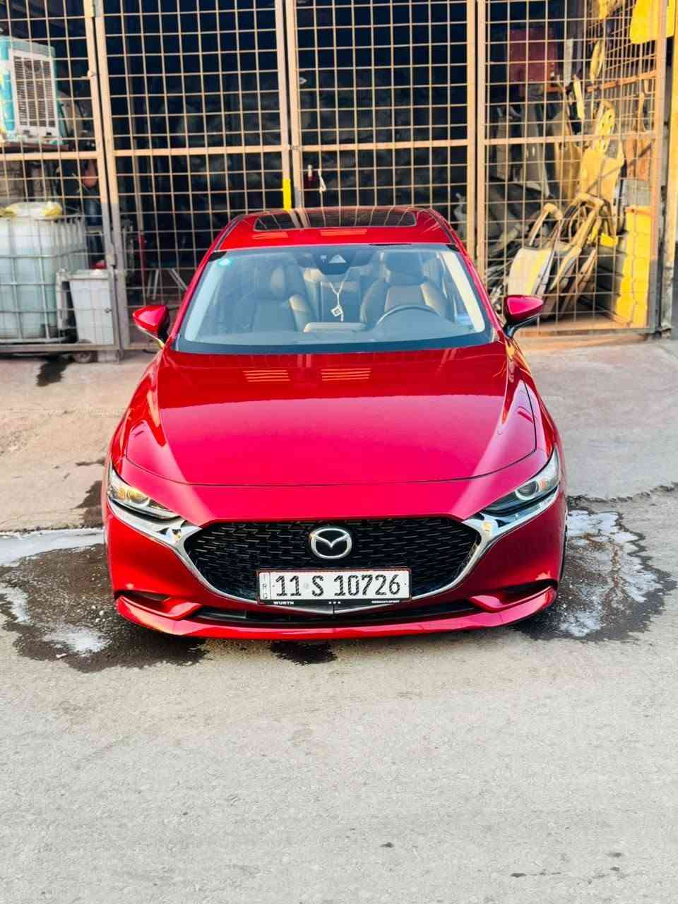 سلام وعليكم سياره لبيع او مرواس حسب القناعه     Mazda3. Preferred2023  اعلى مواصفات تجي بالتنفس الطبيعي  ١٠بصَمه دخول ذكي ٢مري قلاب ويه ال R رادار ونقط عمياء بالمري فتحه  كراسي كهرباءوتدفئه  لايت داينمك متحرك زنون  حساس مطر للما سحات. اوتو حساس  خزن ميموري كشن               حادث السياره مث ما واضح كداَكم بدون شاصي بس يصير تعديل بللغد بسيط                                        محركها 2500مرغوب سياره ماشيه 27االف فقط       السياره تمشي بغدادتترقم جميع المحافظات              السعر 135ورقه                                                    ***********
