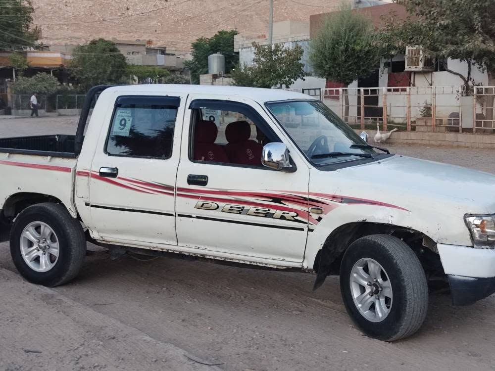 سەرتا بەناوی خوای گەورە
بیکاب دێر 
کابرێتەر 
مەنەفێستی ئەسڵی
2009
گێڕو مەکینەو ئەکسل بەشرت 
کارەبای بەشرت 
پێش دواوی لێدراوی نیە 
شانێکی عەزێتی بووە بەلای سایەقا کەوتوە
باقی لێدراوی نیە 
چوار تایو ویلی زۆر باشی 
چوار جام کارەبا 
دەشکول مەرزیە 
تەریت ئیشەکات 
لایتو چواری وفڵجەو کاربای کامل بەشرت 
قفڵ مەرکەزی 
سیعری 28گەڵاو مەجال 
***********
***********
لەتەکیە دانیشم شمشمل, السليمانية
