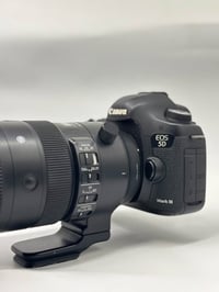 كأمره كانون   (💣 ✨5D-lll 📸💣) نضافه 99/100 كامل ملحقات مع عدسه 70-200 ف...