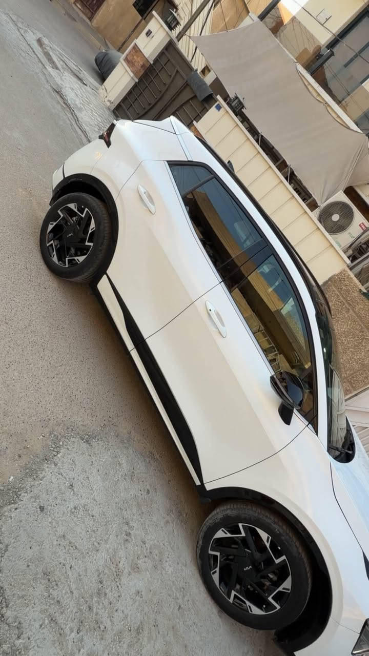 سلام وعليكم سبورتج خليجيه جيتي لاين فول فول موصفات محرك 2000دوش موديل2024
السياره بيه صبغ نص بنيد صبغ وجاملغ ايمن وبيه بارد بل باب مال سايق قليل
محرك الفين دوش
بصمه 2+ تشغيل عن بعد بنوراما
هاندر بريك بصمه + اوتو هولد + مانع نزلاق + مانع نحدار + مود درايف
صندوك كهرباء + ذكي
شاشه نفكيشن + كامره داورة
تبريد بيانو + مناخي
كراسي جلد + كراسي كهرباء
شاحن واير ليس للهاتف نقال
بكلايت لد + لد نهاري زينون + بروجكتر زينون
8 ايرباك
دركة حرف D
حساس امامي + حساس خلفي + حساس مطر + حساس لايت تبريد قطعتين
ويل كب كبير
ليكلات دوس كروم
ماشيه 44 الف حقيقي
رقم بغداد الدولي جديد بسمي ثاني يوم احولك
السعر 178
رقم‭***********
