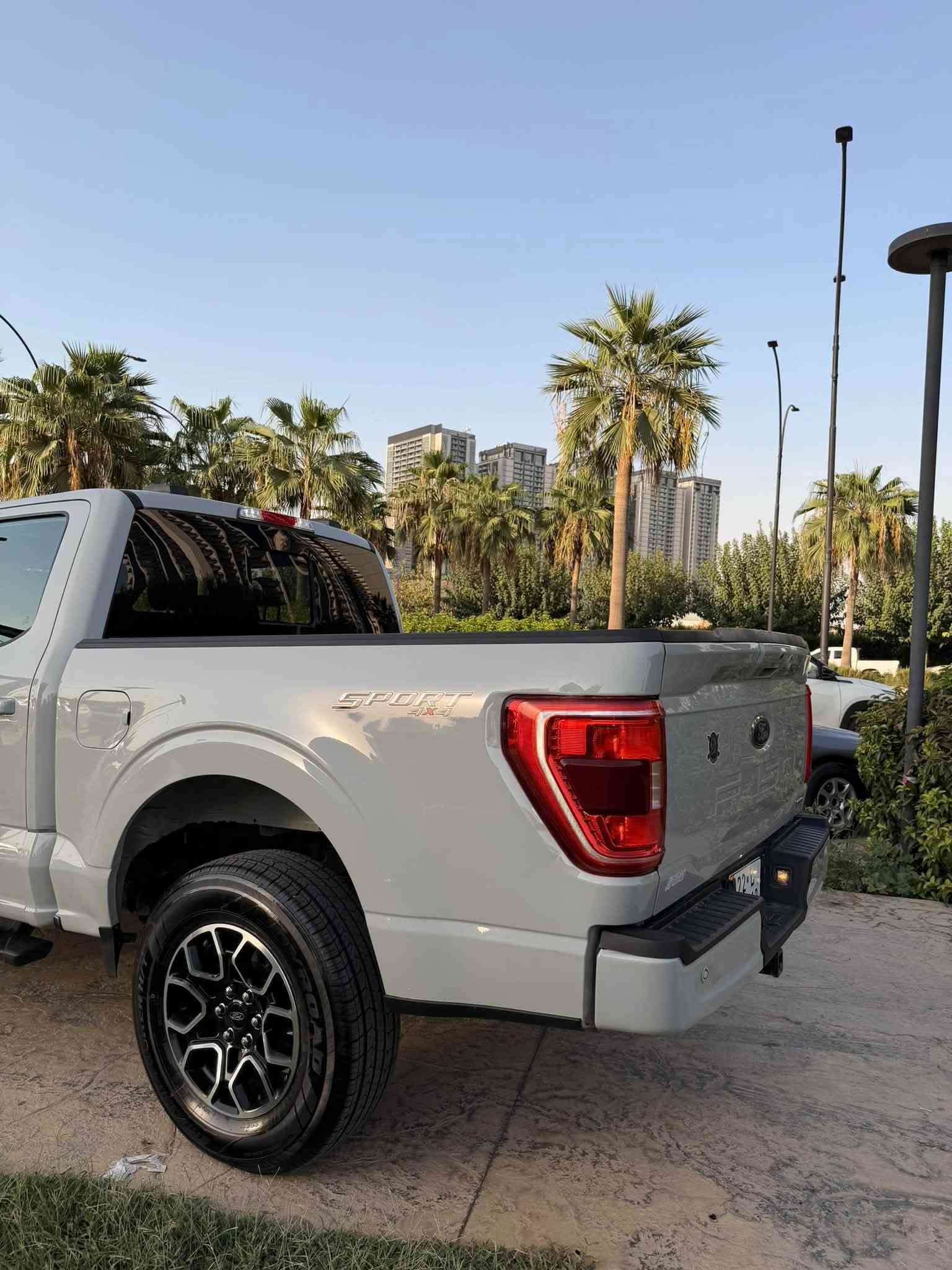 2023. 𝐅𝐎𝐑𝐃 𝐅𝟏𝟓𝟎 𝐇𝐘𝐁𝐑𝐈𝐃 𝐗𝐋𝐓 SPORT Full edition
فورد F150 (XLT SPORT FULL option ) موديل : 2023

السعر :311$

عداد المسافة :39 الف

(✅بدي قصير باب طويل المرغوب✅)

حجم المحرك : V6 3.5 Turbo

ملاحظة السيارة : بونيد صبغ 

المواصفات : 𝐗𝐋𝐓 SPORT 𝐄𝐃𝐈𝐓𝐈𝐎𝐍

فول مواصفات عدا بانورما

دةبل اكسل 𝟒𝐱𝟒

 بصمة ابـــواب 

بصمة تشـــغـــيل 

تشغيل عن بعد : 𝐑𝐄𝐌𝐎𝐓𝐄 𝐒𝐓𝐀𝐑𝐓

شـــاشـــة كبـــير لـــمس

شحن وايـــرليـــس

كـــاميـــرا خلفي

هاند بريك بصمة

اوتو هولد : 𝐀𝐔𝐓𝐎 𝐇𝐎𝐋𝐃 

اوتو ستارات : 𝐀𝐔𝐓𝐎 𝐒𝐓𝐀𝐑𝐓

اوتو ستوب : 𝐀𝐔𝐓𝐎  𝐒𝐓𝐎𝐏

رادار °360 

رادار امامي (تحديد مسار)

رادار جانبي  (نقاط عمياء)

رادار خلفي (التحذير من الاصطدام)

حساسات امامي

حساسات جانبي 

حساسات خلفي 

نظاام : 𝐄𝐂𝐎

نظام : 𝐒𝐏𝐎𝐑𝐓

نظام : 𝐍𝐎𝐑𝐌𝐀𝐋

نظام : 𝐓𝐎𝐖/𝐇𝐀𝐔𝐋

نظام : 𝐎𝐅𝐅-𝐑𝐎𝐀𝐃

نظام : 𝐒𝐋𝐈𝐏𝐏𝐄𝐑𝐘

كشنات كهربائي

كشنات هيتر

تحكمات استيرن

استيرن هيتر

تبريد لمس 

تبريد مركزي 

صندوق شفط كهرباء 

لايتات 𝐋𝐄𝐃 ليد عدسة زينون بیلادي

بلاجيكتور 𝐋𝐄𝐃 ليد بیلادي

بكلايتات 𝐋𝐄𝐃 ليد بلادي

ويل كروم 

وبعد هوایة مواصفات …

‏ ‎تفاصيل اكثر الاتصال علی ارقام التاليه

WhatsApp+Viber‏

 ☎️***********

 ☎️ ***********

عنوان📍اربيل عنكاوه
