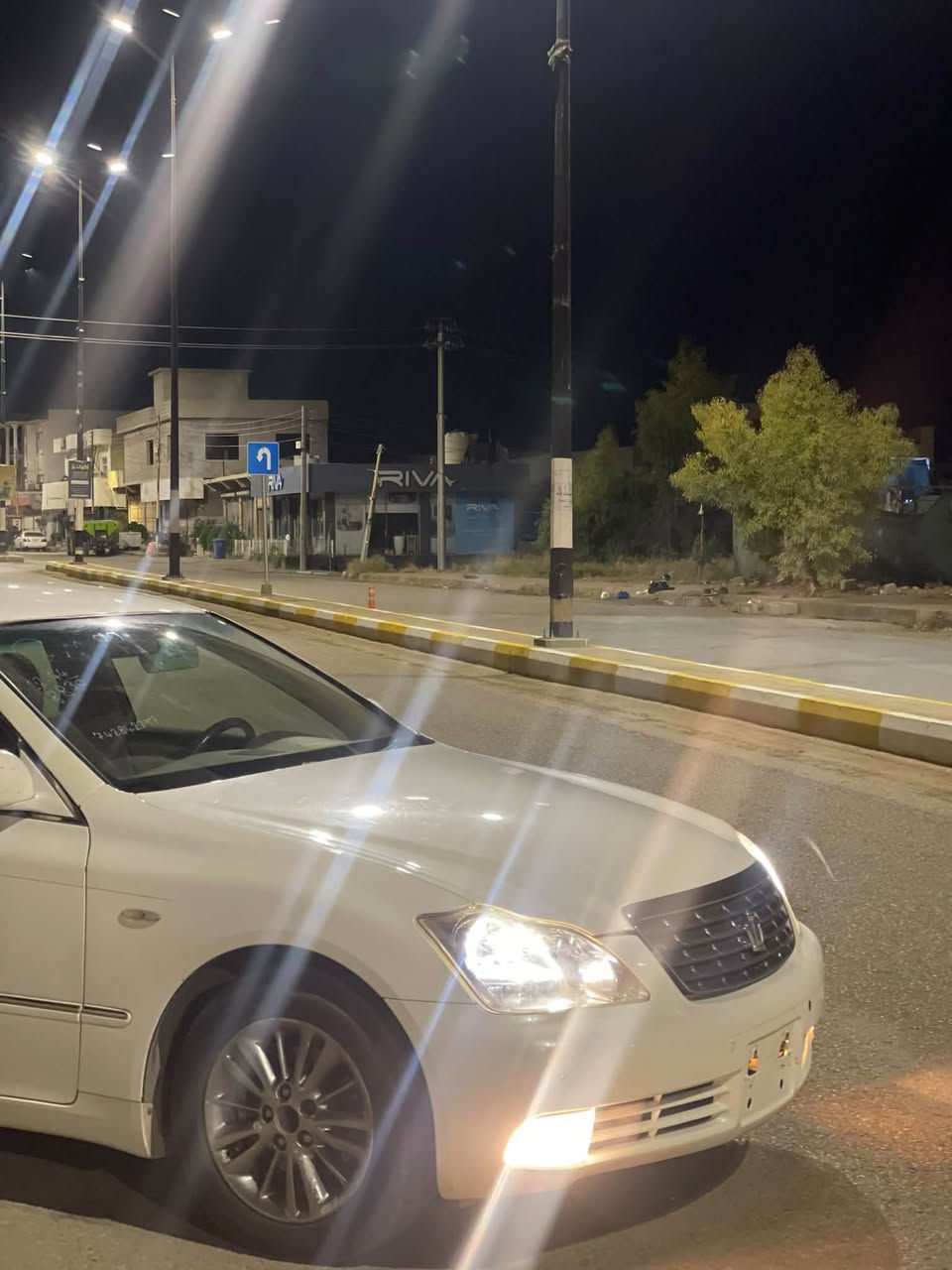 ٢٠٠٧ • أصفر • ١٣٢٠٠٠ كم