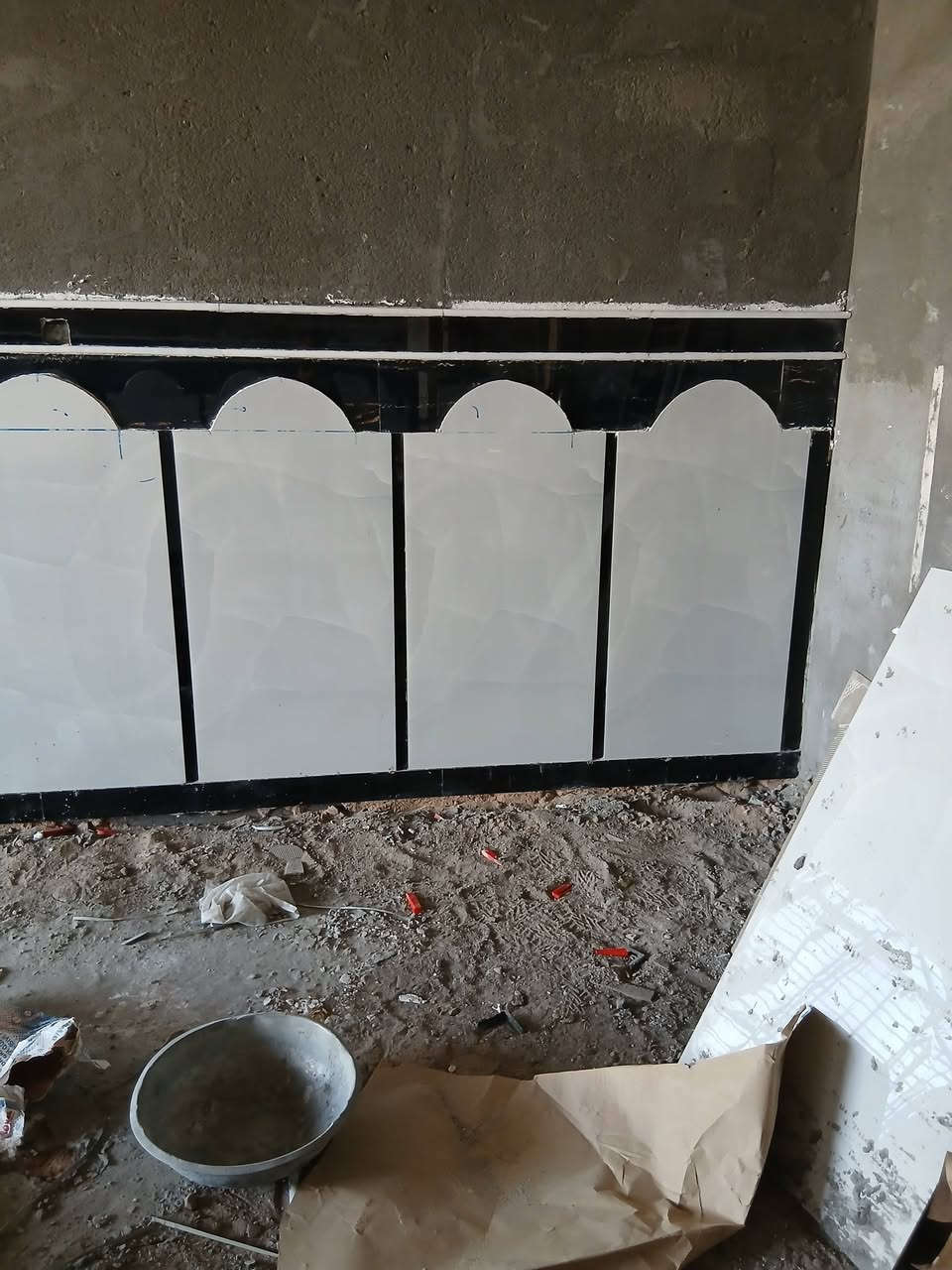 خلفه سيراميك ارضي جداري ***********

