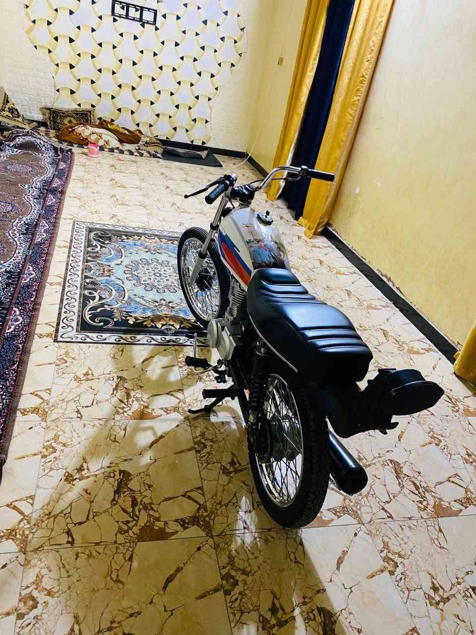 سلام عليكم درجة للبيع وراق سكنر درجة كله 26.. بس شاصي25للبيع مراوس ماكس عدله حس لقناعه سعر خاص.. مكان ديوانيه الحمزه الشرقي. متوجد فيس ورقم. ***********
