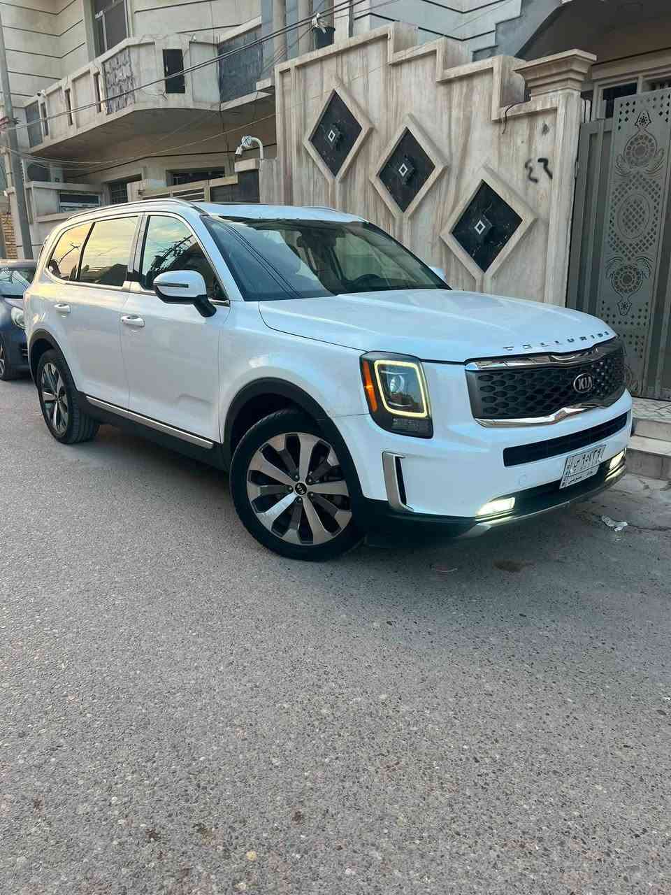 كيا تيلورايد موديل2020موصفات sسبعة راكب ماشية 146 حقيقي محرك 3800
بصمة تشغيل فتحة سلايت تبريد 3قطع سايد بريك بصمة اتوهولد درايف مود 4وضعيات قيادة نظام ايكو اقتصادي بالوقود رادارات 7 كشنات جلد اسود تدفئه هيتر كشن ويل 20 تخم تاير جديد عليها باتري جديد السعر 200$  مكاني بغداد الدورة 
☎️***********
