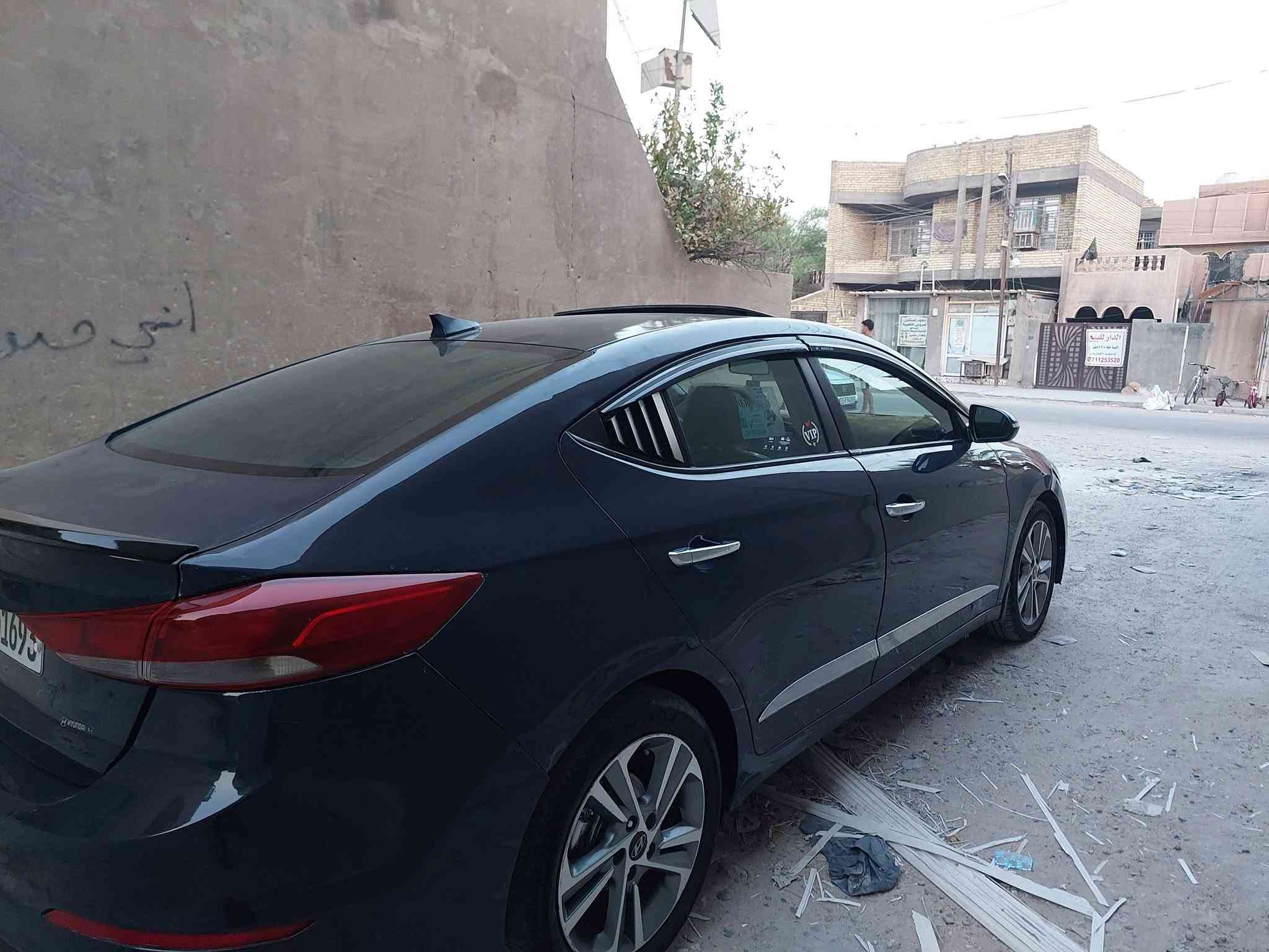 النترا 2017 وارد حادثها حافة البنيد
ماشيه 104 بدون اي دواخل
اربيل رقم الجديد
السياره فووول موصفات اعلى فئه
باسمي
السياره كلش نظيفه
محرك 2000 دوش جديده مال حاويه بعدها بل الضمان
كير بلاد اي تي
فتحه سلايد.. 
بصمه.. 
تبريد بيانو شاشه.. 
ويل كب.. 
اشاير مري.. 
تدفئه بل الكشن.. 
شاشه وكامره.. خلفيه
تبريد ثلج ويه السويج
السياره فوول وجاهزه مبيه اي نقص
السعر ب 98 وبيه مجال
بيه صبغ بنيد وجوه قبغ البانزين
مكاني بغداد الكرخ شهداء البياع
***********... 
الشراي يتصل وبل الخدمه
