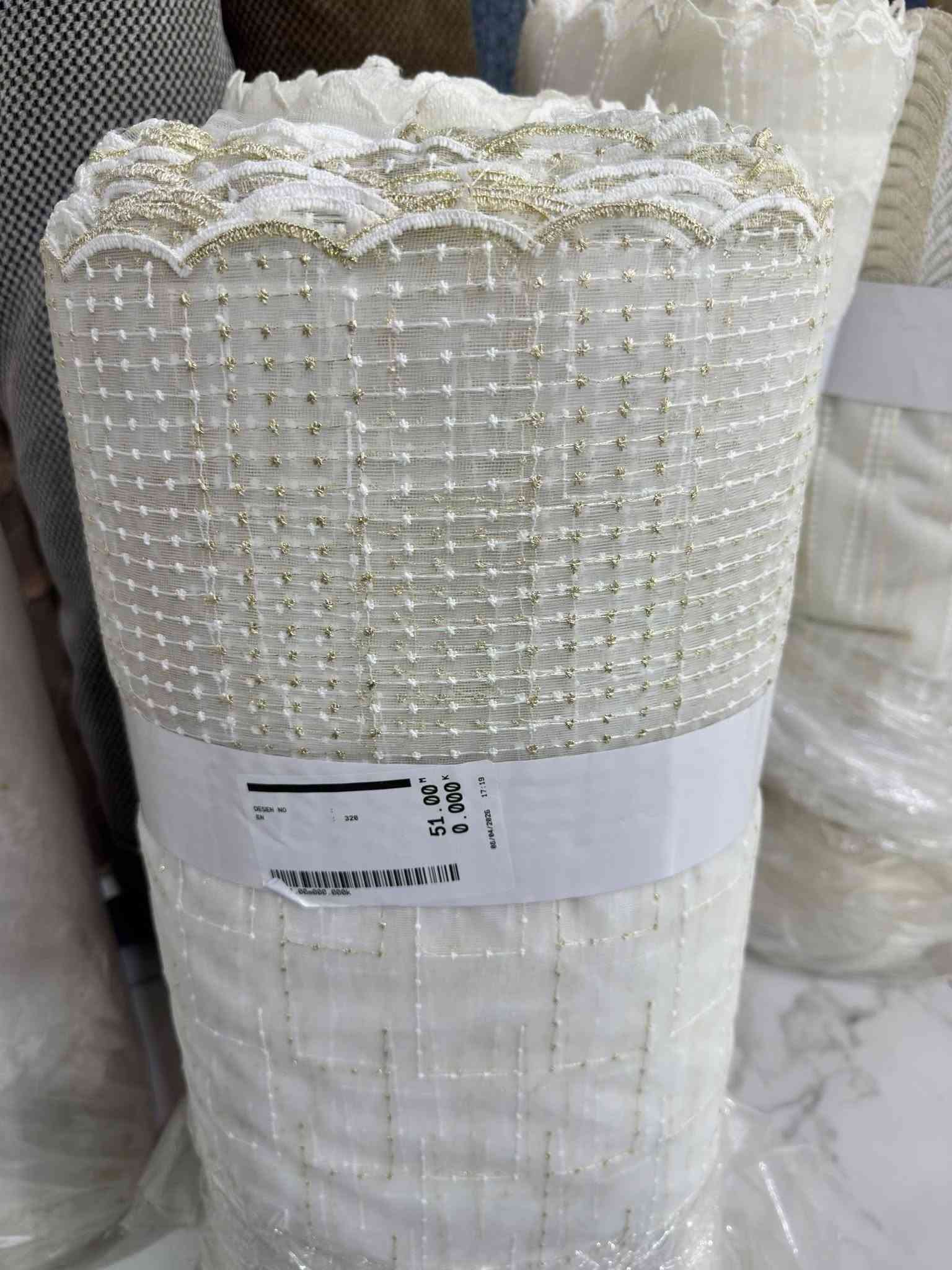 تول تركي درجه اولئ
الارتفاع 320 
سعر المتر مخيط مبطن ب9 الاف 
متوفر توصيل لكل المناطق 
مسيب سده الفين 
***********

نص مكتوب في الصور:
- @adhem783