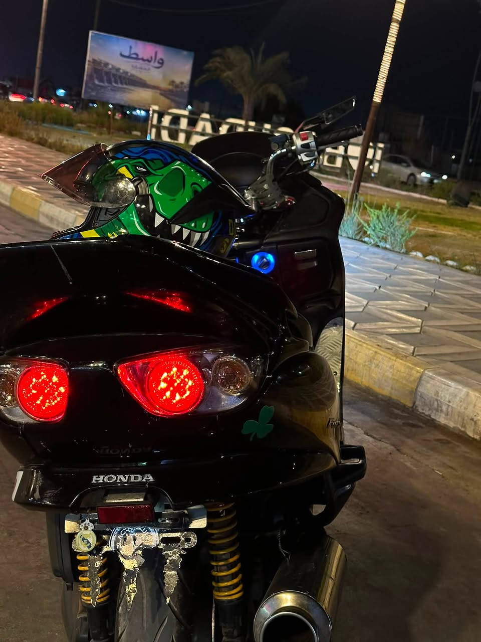 للبيع فقط سعر خاص مكفوله كفاله عامه فقط جويتر مصلح تخم تايرات جدد حاويه اصلي ما ناقصه
اي شي شغل وطلع فقط جويتر مصلح سعر 850وبيه مجال
رقمي***********
