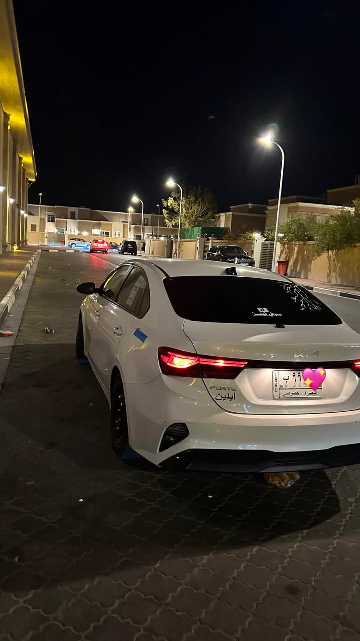 يالله 

سلام عليكم 

فورتي 

فول ماعده تنته 

ماشيه 140 الف 
لا صبق ولا بارد ماعده ضربه بسيطه 
تجي خاص ودزلكياها 

سعر 138 $

معوقين سنه ونص صير حره
مستعجل ع بيعه  عنوان بصره راعيه موجود يسوي وكاله 

***********

