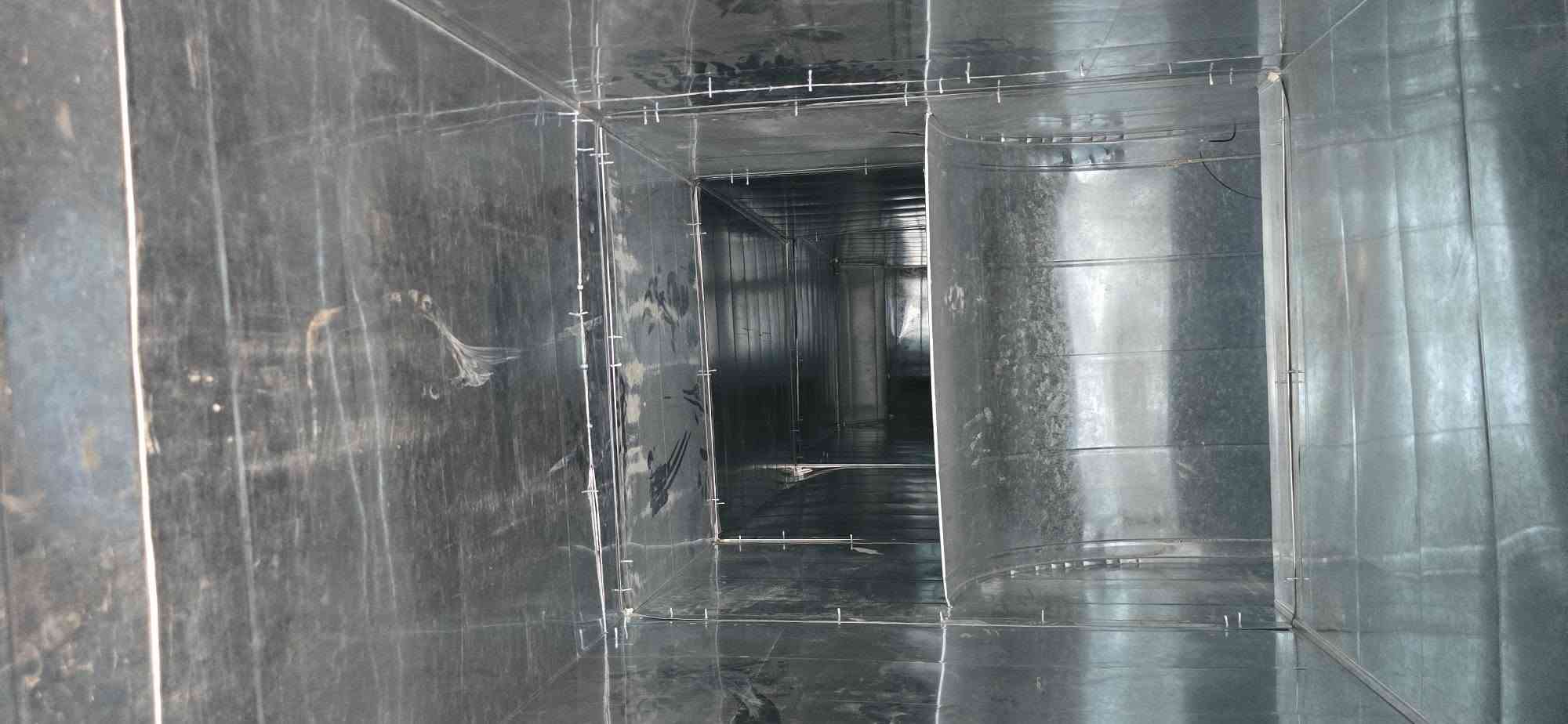 عمل دكتات الهواء سحب ودفع شغل هندسي اي استفسار اتصل ***********
***********
