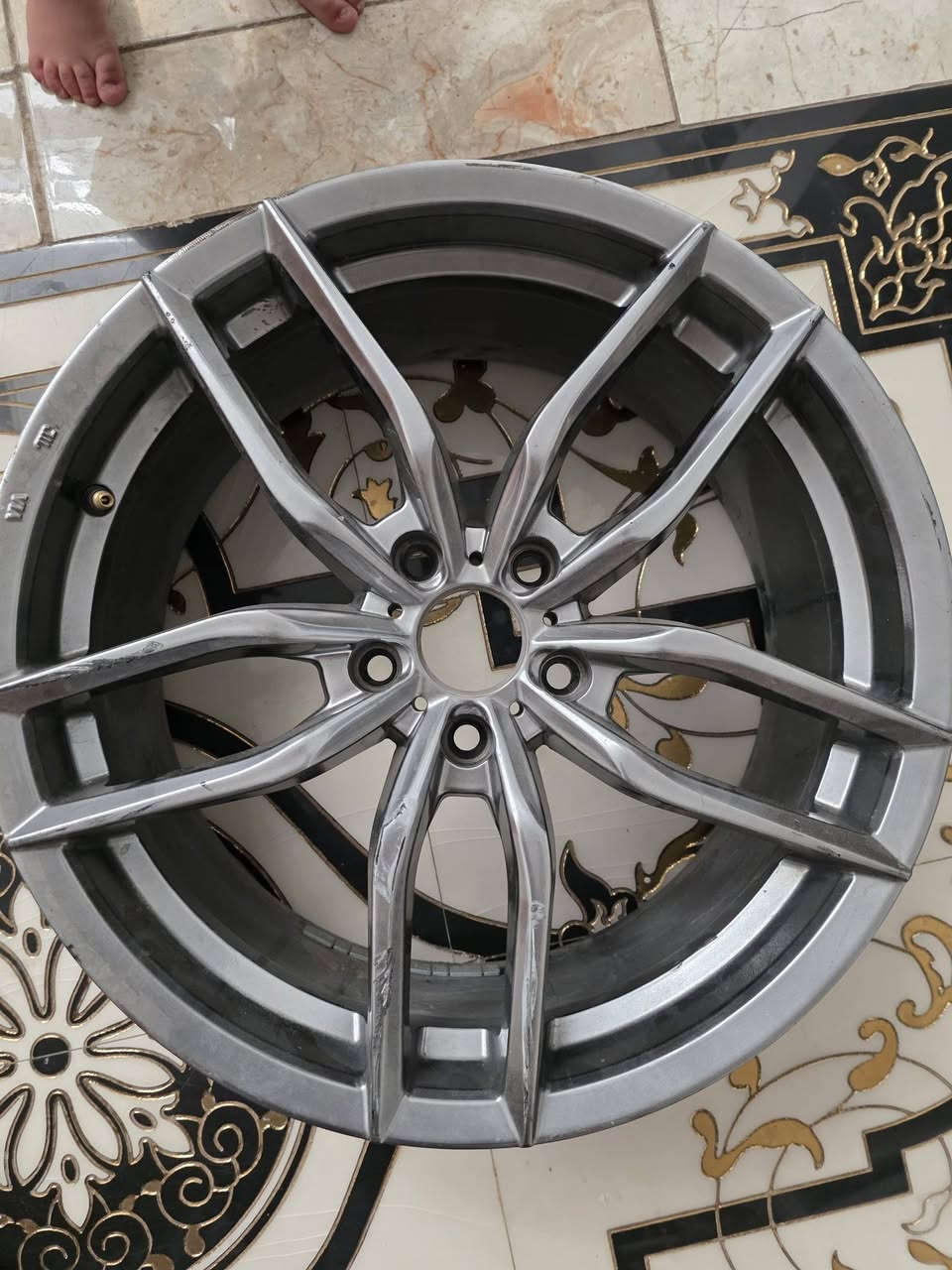 تخم ويل كب بدون كسر و لا فطر و لا تصليح يرهم على الهورنت مكاني بغداد الدولعي السعر ٢٧٥
***********
