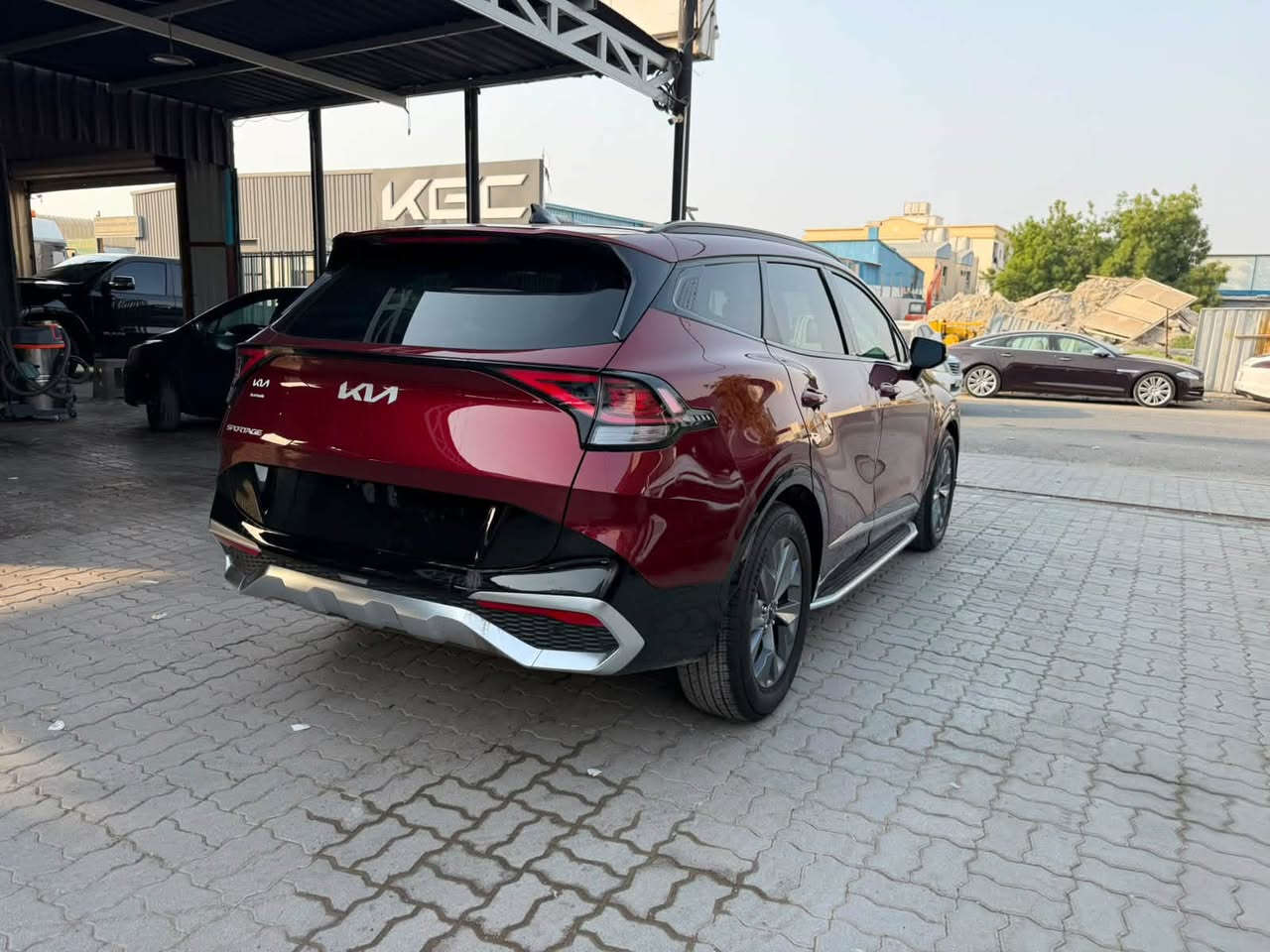 ﷽
اذا عندك كتاب شهداء
او اذا تريدها كمرك ( حره )
 

              سبورتج ( ٢٠٢٥ ) وارد امريكي
********************************************
فول مواصفات 
مواصفات :- بصمه - بانو راما - محرك 2500 -
كشنات جلد - كشن كهرباء - كشنات ذاكره - 
رادارات - حساسات -صندوك كهرباء - شاشه كبيره
قطعتين تبريد - شحن لاسلكي -( ماشيه ٥ الف )

الضرر :- تبديل بنيد وتصليح الجاملغ بارد
السعر (١٧٠) بدون كمرك واصل للبصره
يمكن ادخالها بكتاب شهداء

طريقة الشراء دفع عربون لحين استلام السياره
مكان المكتب ( بغداد - الزعفرانيه )
لدينا وكلاء في ( بغداد - الحله - السماوه - البصره)

للاستفسار // ***********
