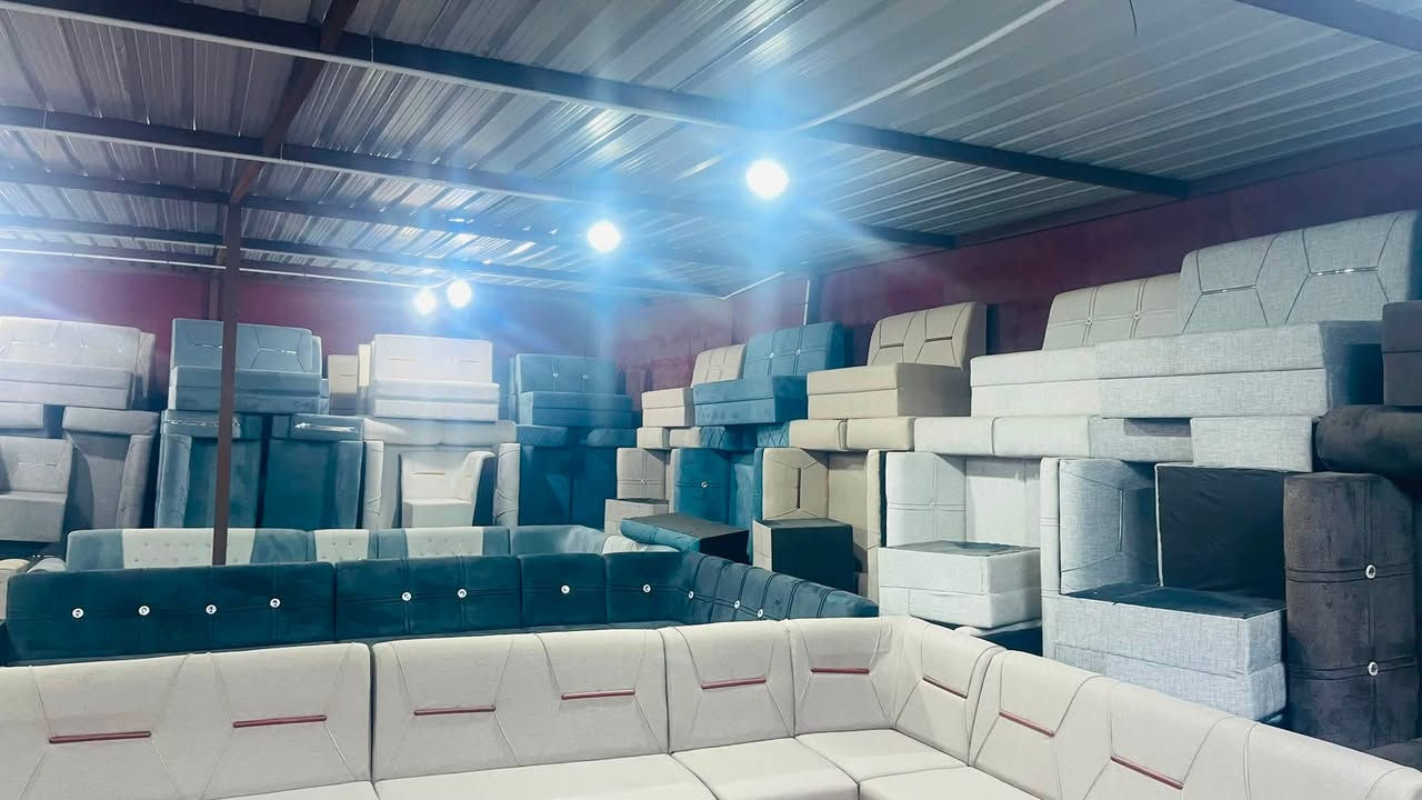معرض آبن شاهر الرميثة سوق سفان قرب جامع الشاهر متوفر كافة القياسات ‭***********‬
