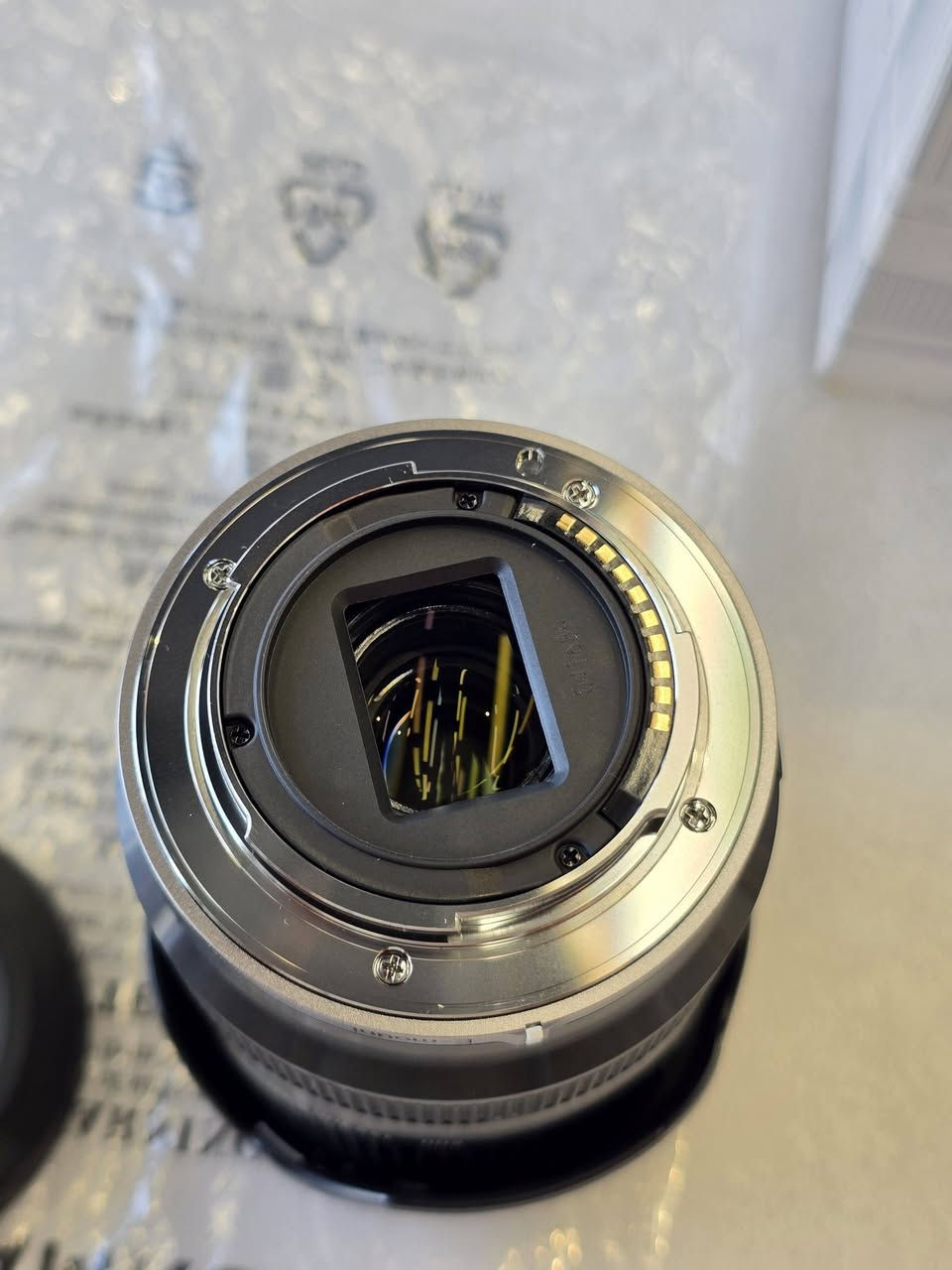 للبيع عدسة Tamron 18-200 للسوني
