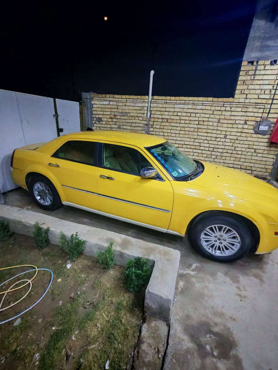 السلام عليكم أوباما موديل 2008 بيع ومراوس حسب القناعه سياره ليبل واحد ما عده البنيد  كير مكينه بل جيس  مكلف بل نشر رقم صاحب السياره ***********

