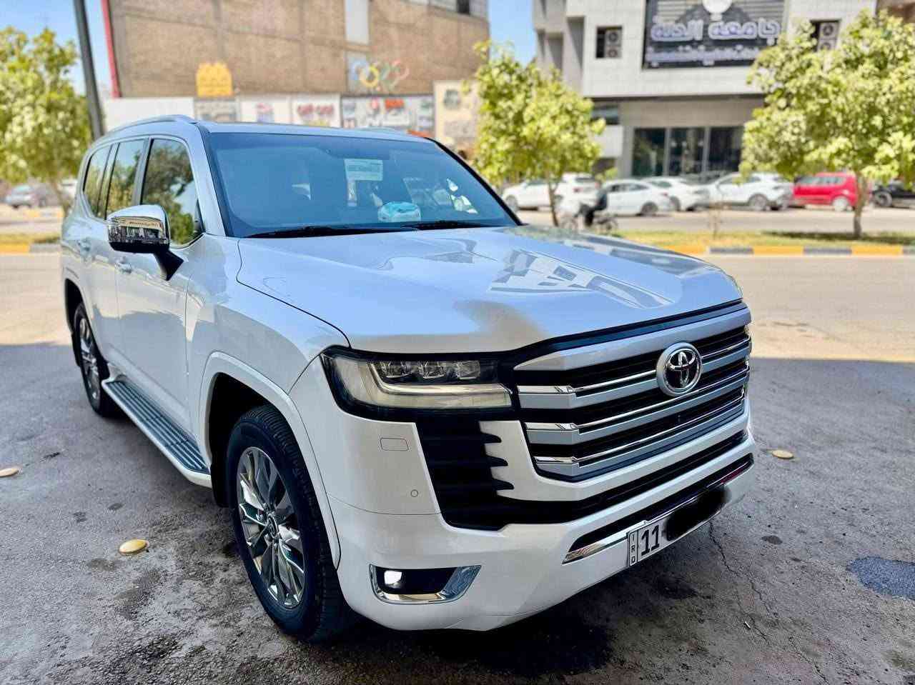 ملاحظه اني مكلف بلنشر السلام عليكم للبيع لاندكروز موديل 2022ساز باب الأول رقم بغداد بسمي  مكفول كفالة عامه من صبغ وتبديل وفتح 
جديدة معنى كلمة 
فول موصفات 1/1 فئه VXR
بصمه تشغيل 
بصمه أبواب لمس 
تشغيل عن بعد 
فتحه سلايت
كشنات ثنين كهرباء 
ستيرن كهرباء 
كشنات جلد 
كشنات تدفئه تبريد +كشنات الاماميه خزن مموري 
زراكات 
مري شفط 
شاشات خلفيه 
كشنات خلفيه كهرباء + تدفئه وتبريد 
رادار امامي + جانبي 
خمس كامرات 360 درجه 
داتا شوب 
جنطه شفط 
سبعه راكب 
محرك 3500توين تيربو 
حساس امامي +خلفي 
وباقي موصفات ساز معروفه 
ماشيه 39 الف حقيقي 
سعر (645)
الاستفسار اتصل على الرقم ***********
مكان بابل حله ملاحظه اني مكلف بلنشر
