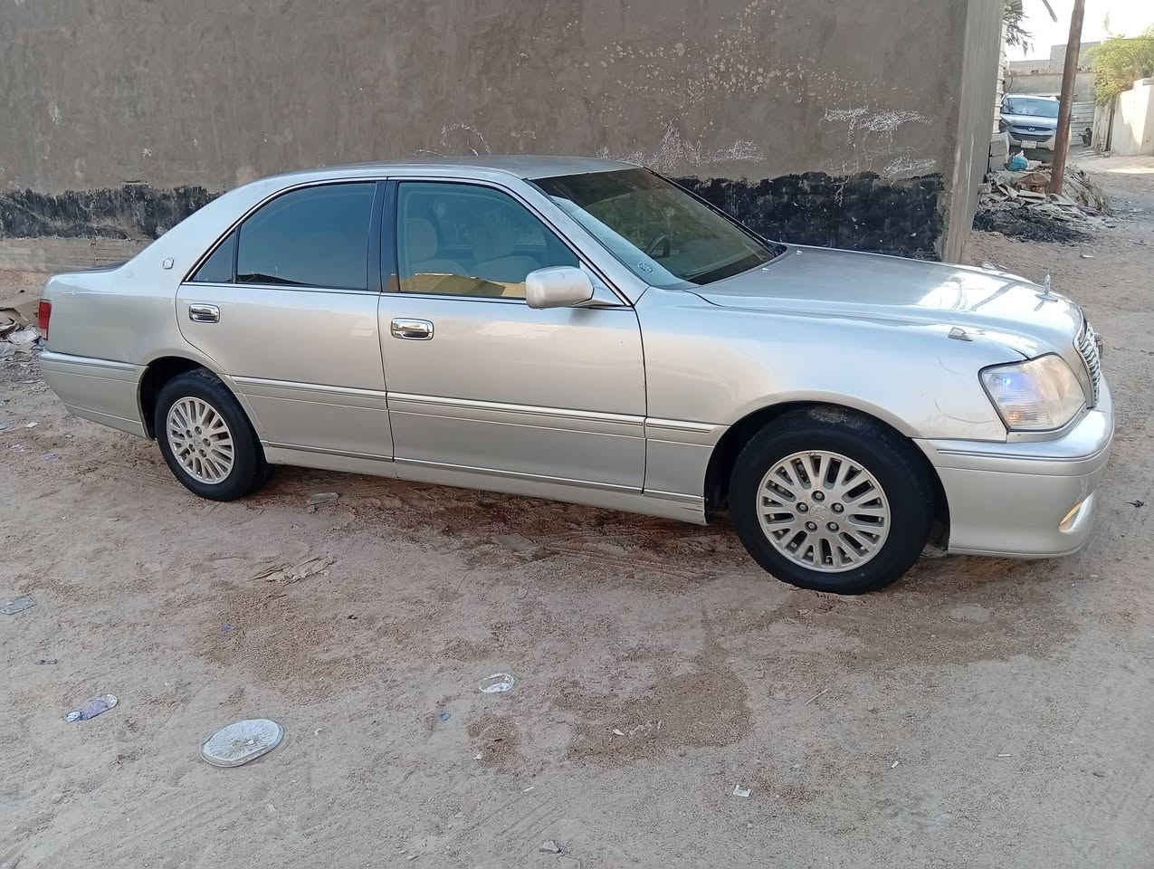 جنون للبيع نضيفه كلش ادوات كص جنطه ارقام وسنويه شمالي الماني السياره جاهزه مابيه نقص كلش تخم تاير جديد كهربائياته كله شقاله حداديه جديده وره وكدام تبريد شقال السعر 29 وبيه مجال بصيط عنواني بصره ابو الخصيب للتواصل ***********
