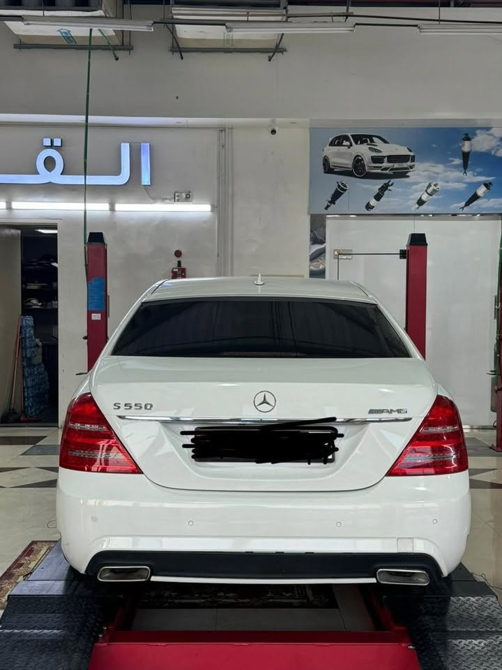 مارسدس S 550 2009 ادوات مكفوله ضربه وصبغ وعشاير وإنتربول سياره جديده جدا ماشيه 120
متومه طبق الاصل شمالي للاستفتار ***********
