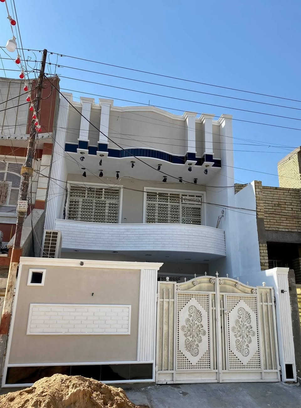 كافة الصباغ صبغ داخلي وخارجي
جمسن بورد ديكورات
ورق جدار
سحب
شيبورد
بديل الخشب ورخام
ستفسار تصال ***********
