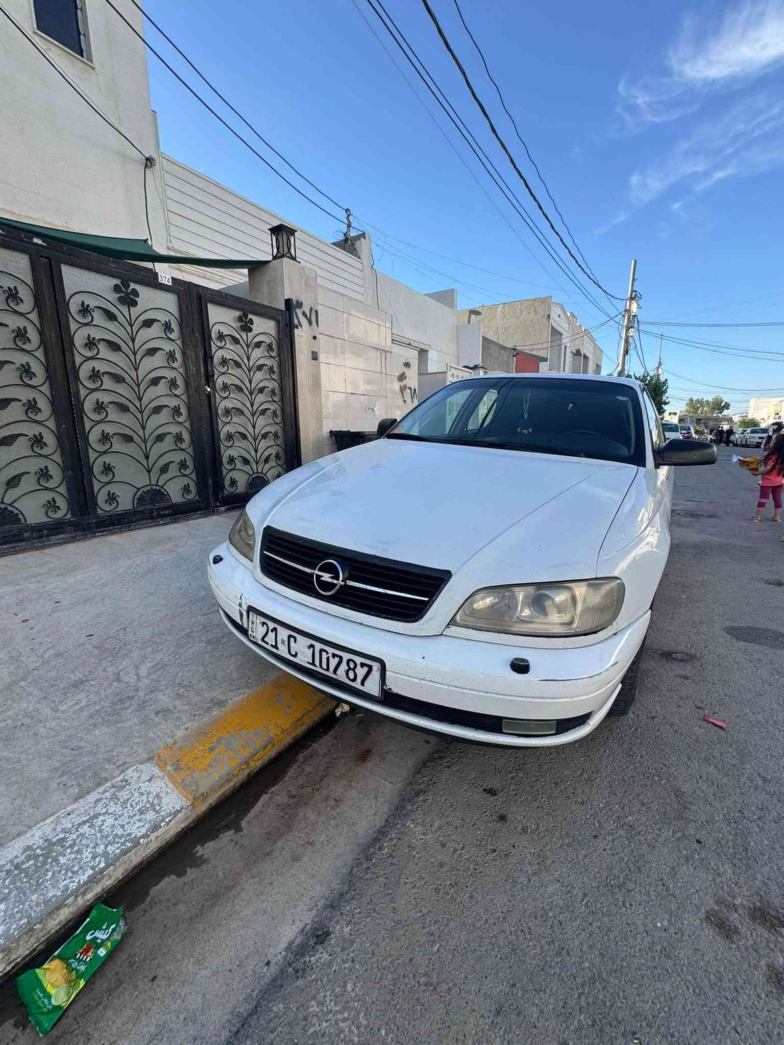 السلام علیکم
سیارة للبیع اوبل بزون 2002 
الکیر عادي 
محرک 2200
داخلي جدید 
کلاج عینة جدید  
افلانجة جدید
اطارات جدید 
 تتفیة تبرید شغال    
سیارة بدون دعم الکیر محرک کلە شرط 
سیارة بدون نقص کهربایات کلە شغالة 
رقم و سنویة جدید 
تحویل وکالة الثاني یوم 
مکان سیارة اربیل 
السعر47 مجال 
***********
 واتس اب فقط
***********
