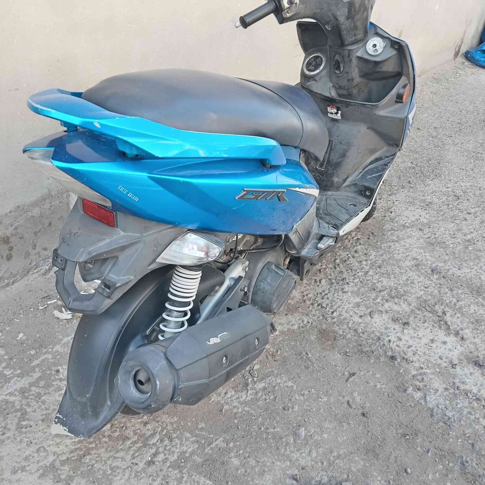 سلام عليكم دراجه جيتي ار نضيفه محرك خير من الله نضافه فول السعر 850 وبيها مجال العنوان زعفرانيه الاتصال ***********🏍️ 🏍️
