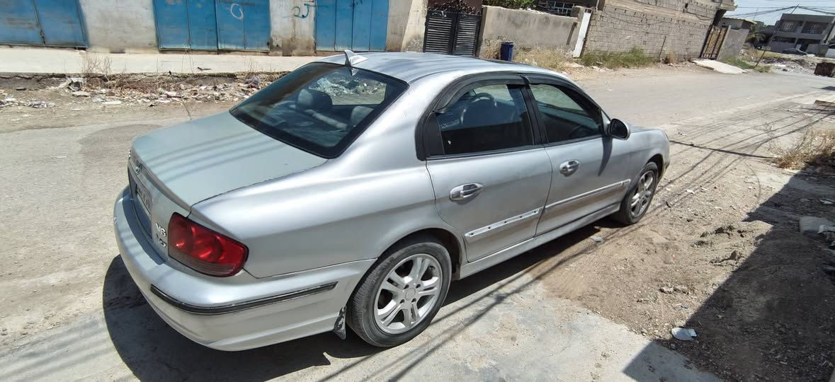سوناتا وفود 2002 مكينة 2700 السعر ٦٠ وبيهة مجال المكان ديالى الخالص ***********
