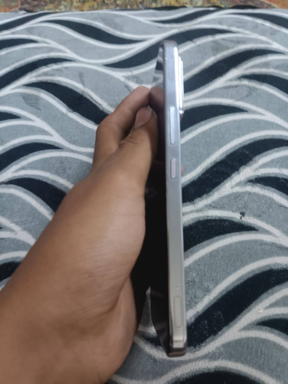 سلام عليكم جهاز البيع انفنكس جيتي 30برو يشغل ١٤٤فريم بلعاب وبل ببجي١٢٠فريم جهاز نضيف كله شغال صوت المس لا حماو ولا تقطيع شفتات ليزريه كامرات فول مبدل بي كلاسه مو شاشه كلاسه وبيه شخوط كلش زغيره ما تبين  فقط  السعر٣٠٠وبيه مجال مكاني بغداد شعله ***********
