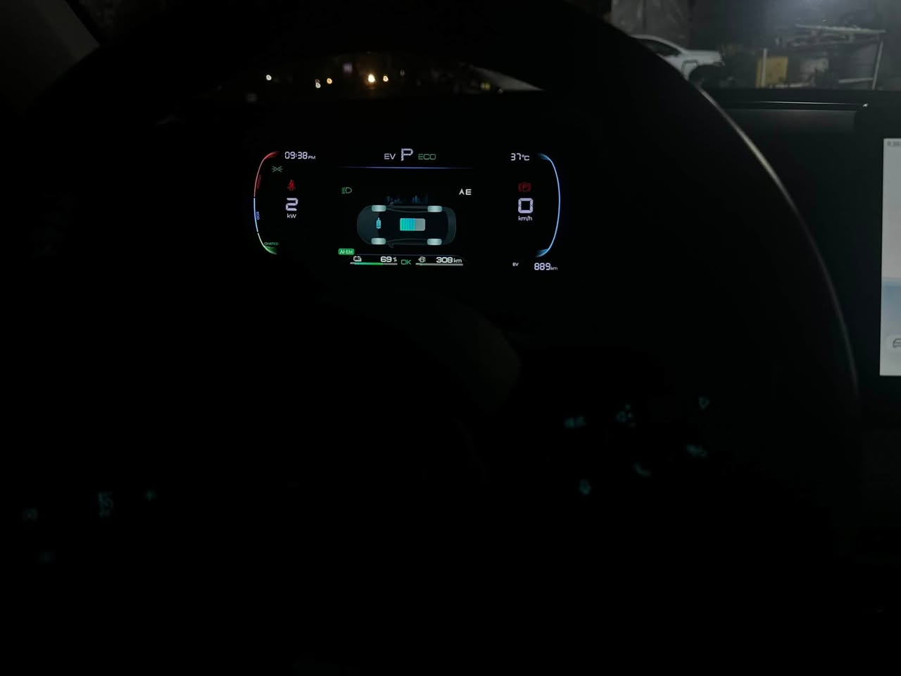 سيل فايف زيرو ماشية فقط 800 كيلو كامل ملحقات بصمة وكارت ولوحات وسنوية ارضيات حوضيه بيها ملاحضات بسيطة موضحه بل صوره بلدعامية الامامية 
سعرها 20100 وبيها مجال 
مكاني بغداد الشعلة 
***********
