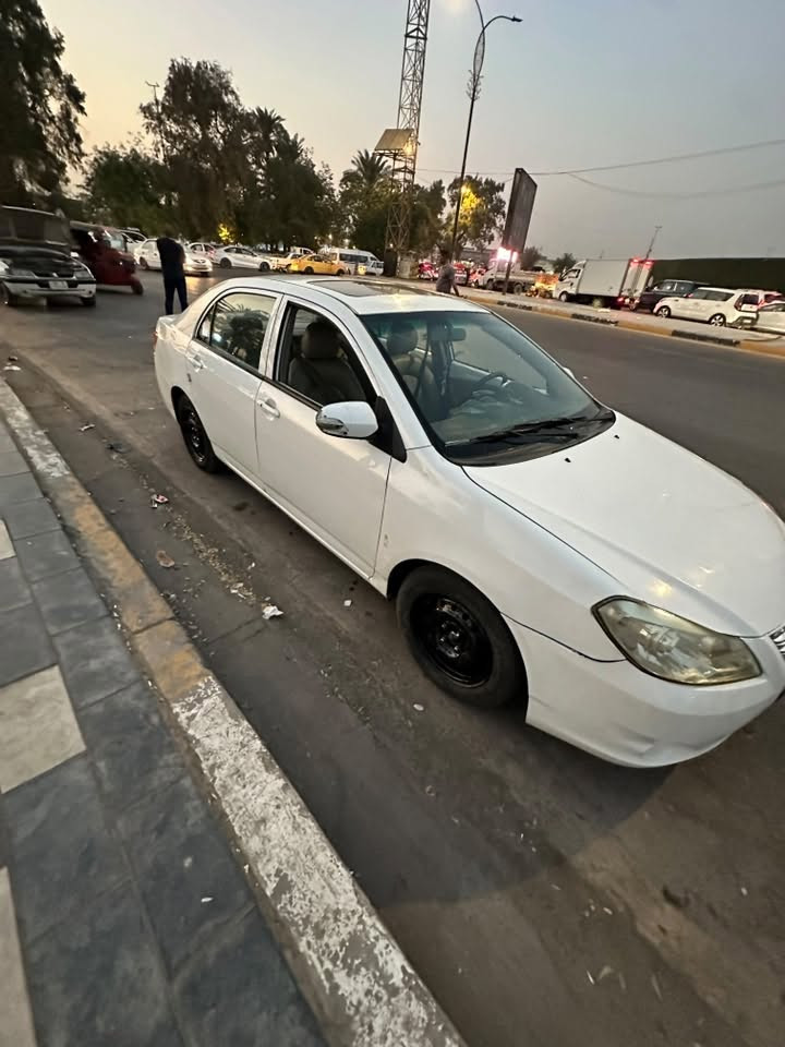 سلام عليكم بي وايدي
موديل ٢٠١٥ رقم بغداد بسمي تحويل مباشر
عنواني بغداد البلديات استفسار ***********
سعر ٥٢ وبيه مجال
بيه صبغ باب وبنيد فقط
