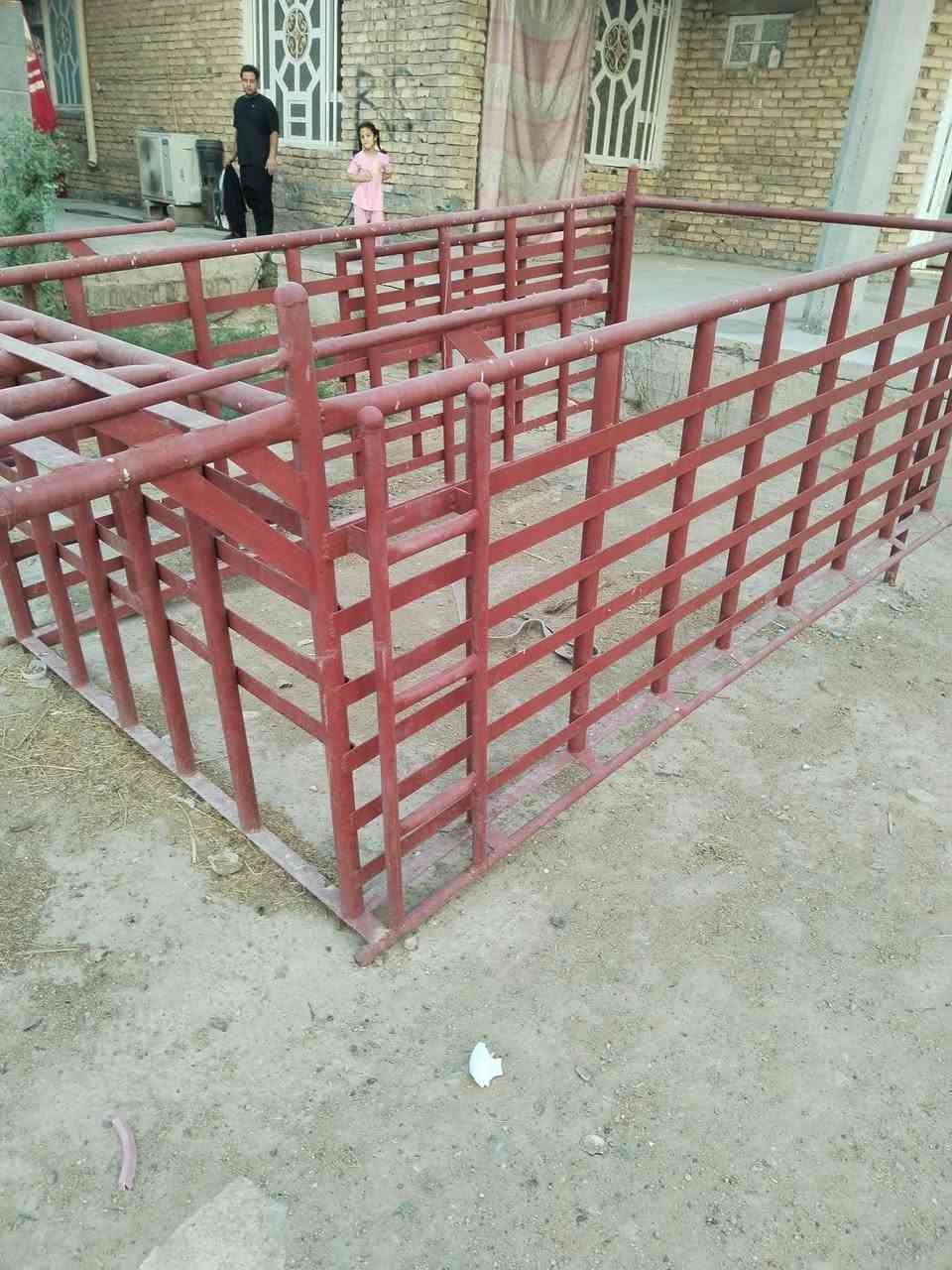 سلام عليكم محجر جديد مال فحل ما مشدود عله سياره بعده جديد سعره ٤٥٠ ***********
