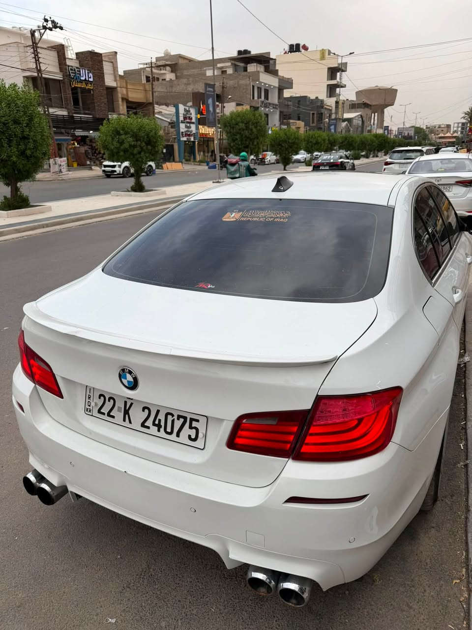 السلام عليكم حبايب
bmw 530i 
٦سلندر نورمال
نوزل طويل
سياره خليجي 
فول مواصفات
فتحه سقت 
تحكم ستيرن 
مري كهربائي 
كشنات كهربائي
شاشه جبيره 
شاشه اعطال 
كير شبح ٨ نمر 
سستم سماعات ١٥ سماعه 
قطعتين تبريد 
ماوس تحكم 
حساسات 
سياره عليهه اضافات 
كت m5 كامل 
وياله m5 سعرهن 2000$
دركه كاربون ڤايبر 
تايرات مشلن تو سايز 
سياره بااسمي كلش نظيفه وحلوه بيهه نقوصات بسيطه انزل من سعرهه ماحملهه على مشتري سياره ماعليهه اي غرامات
كير مكينه كفاله دواخل كفاله سياره حادثهه خلفي ربع جاملغ خلفي مصبوغ فقط و٣ كلير 
مكان سياره بغداد 
السعر 15,700 
وبيهه مجال للشراي 
***********

