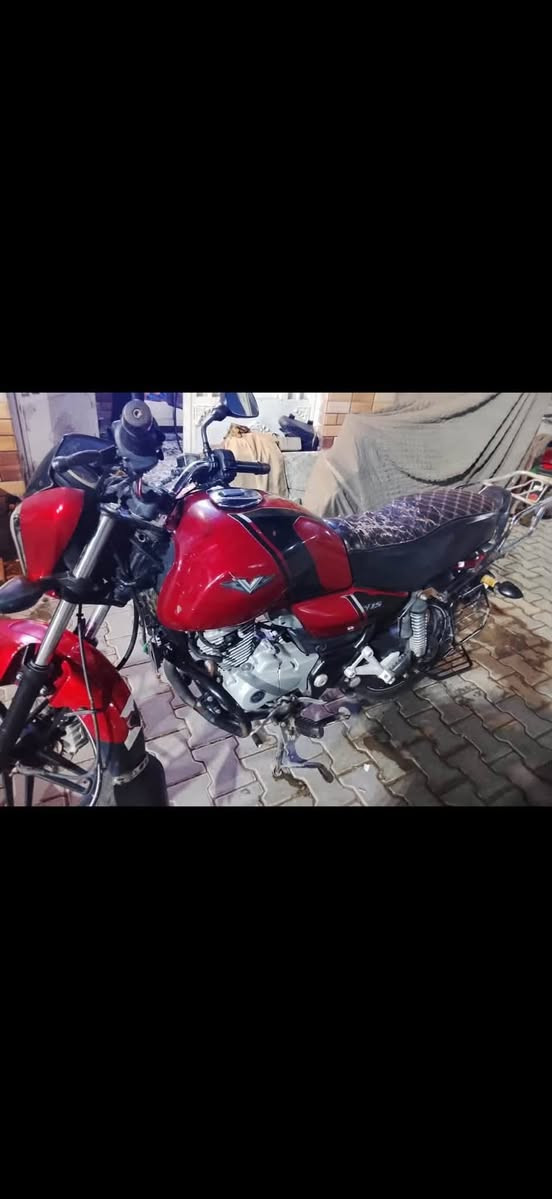 إذا تبحث عن دراجة عملية، اقتصادية وشكلها مميز، هاي فرصتك!
🏍️ V15 موديل 2018

✅ مرقمة بغداد باسمي تحويل ثاني يوم

✅ حالة جيدة والمعاينة خير دليل

📍 الموقع: بغداد – الحرية – زراعي شاكر العاني

🔧 الفحص على المشتري حتى يكون مطمئن على كل تفاصيل الدراجة.

💰 السعر  مليوين (2) وقابل للتفاوض بالمعقول بعد المعاينة.

📲 للتواصل اتصال أو واتساب:

***********

الجاد بالشراء يتواصل، والله يبارك للجميع
