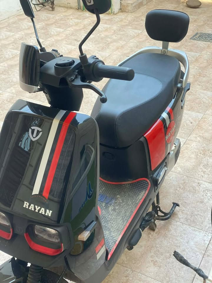 الريان ابو عيون 
الماطور نضيف بطاريات نضاف 
غراضو كامله 
دبل سويج 
مواصفات معروفه 
السعر 750 وبي مجال للطيبين 
للتواصل واتساب ***********
