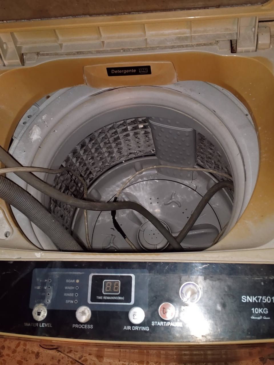 للبيع فول اوتماتيك نوعيه كلش راقيه مال بيت غسل يخبل ماعليج بس تخلين الملابس والباقي عليهه سعر مناسب الي محتاجتهه اتصال ***********

