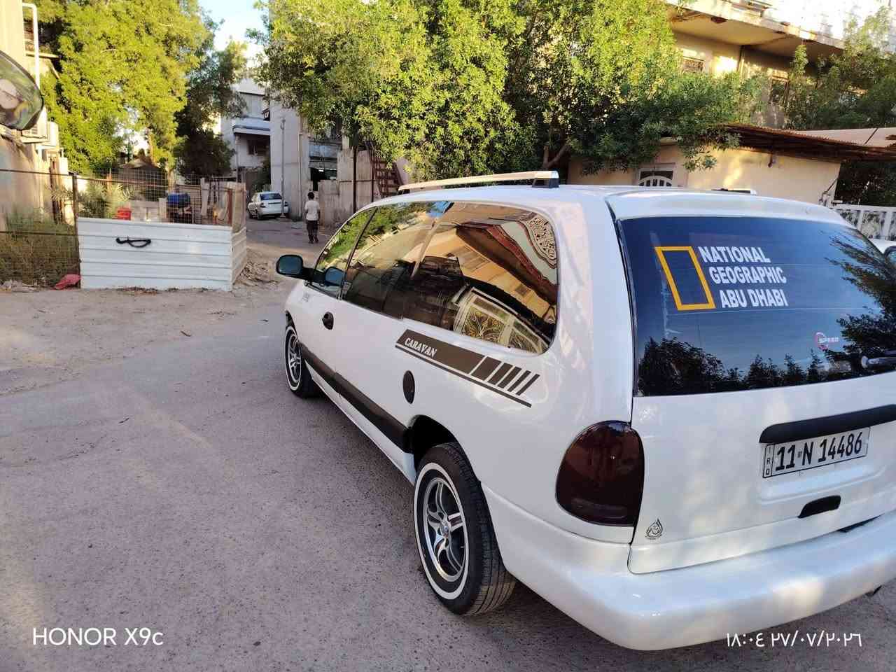 دوج كرفان موديل 1996صبغ عام درجه اولى تدفئه وتبريد دوشمه مع كاعيه جديده تخم تاير مع ويل كب ابو النجمه7راكب محرك وكير جديد السعر 49وبيه تلفون *********** واتس اب نفسه
