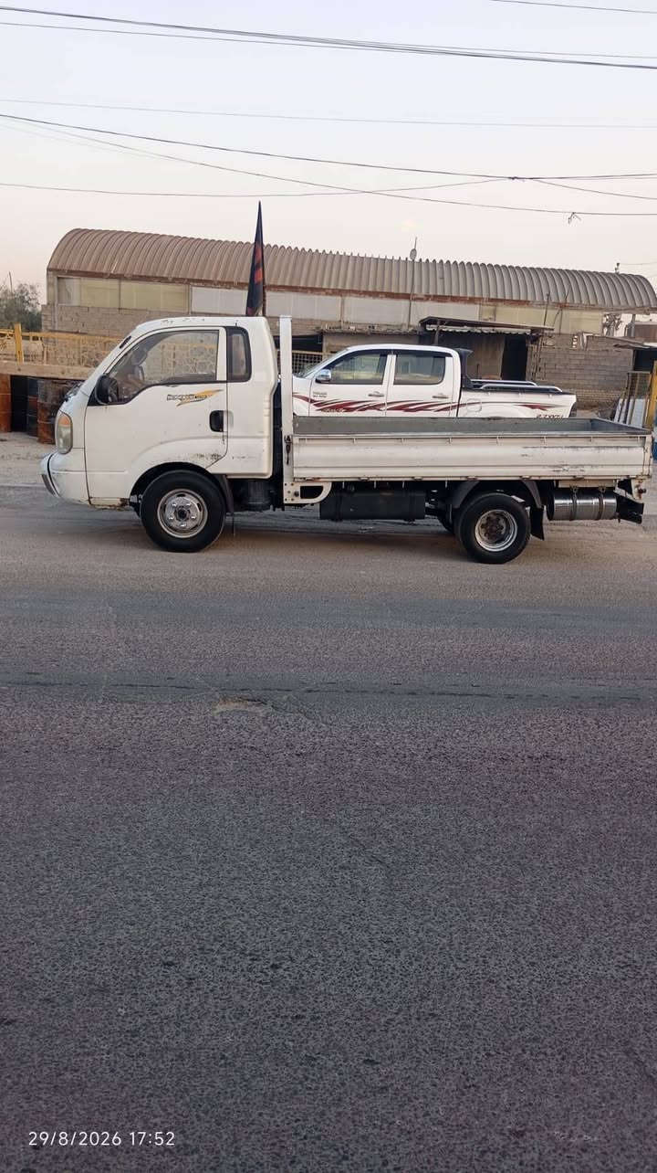 سلام عليكم عندي كية موديل 2008رقم بغداد مفتوح بيهة خيط تبخير مكاني بغداد اريدهة 88 وبيهة مجال للشراي يتصل عله هاذة رقم ***********
