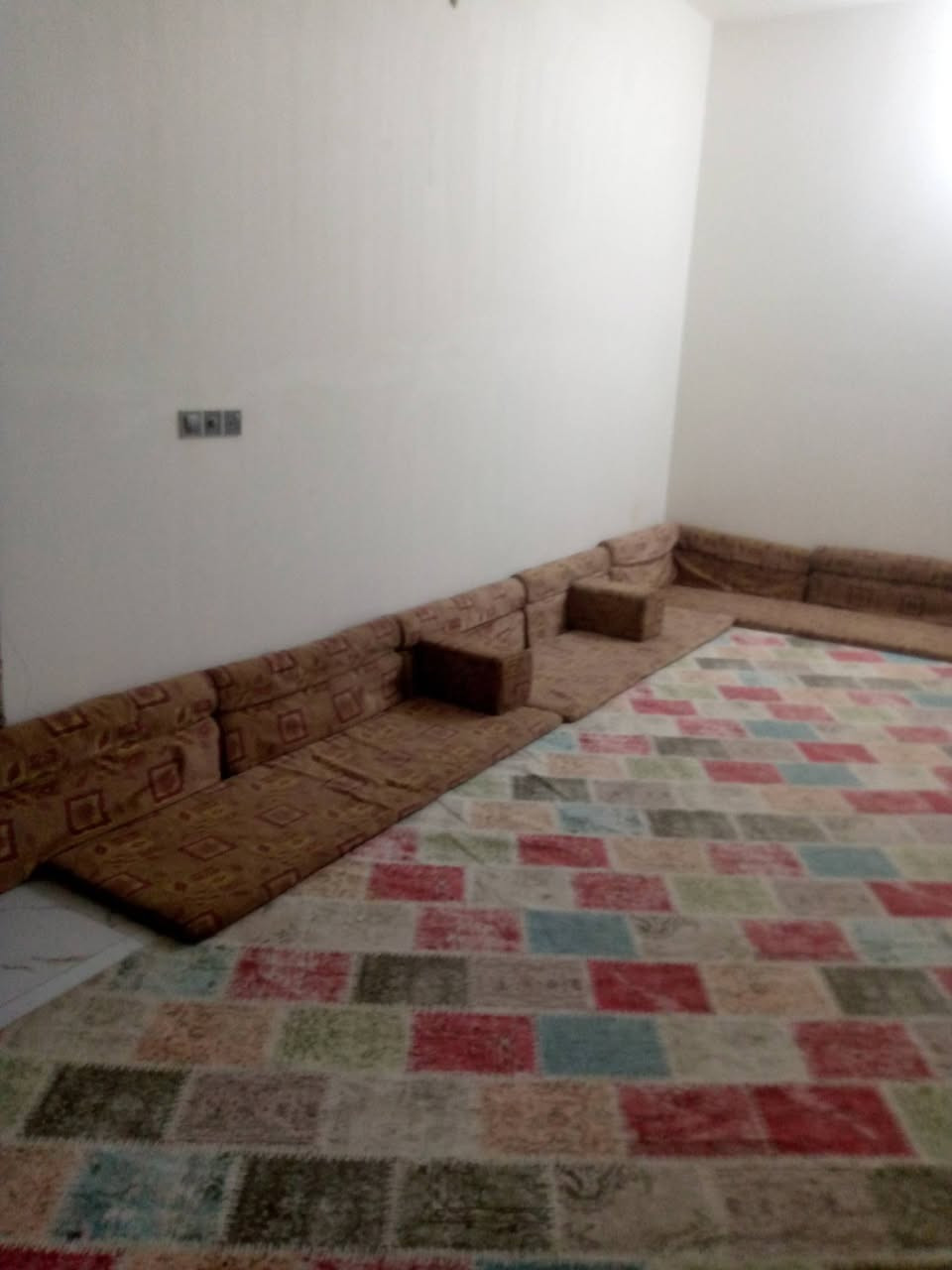 تخم قنفات • ديوان • جربايه